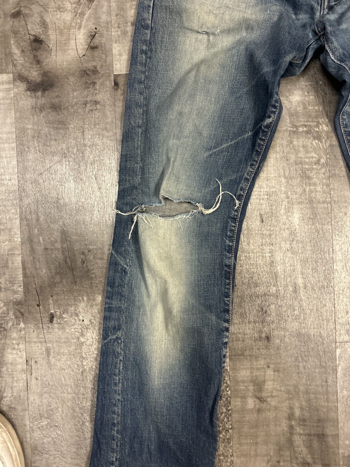 Dior Hedi Distressed Washed Blue Denim Size US 31 - 3 Thumbnail