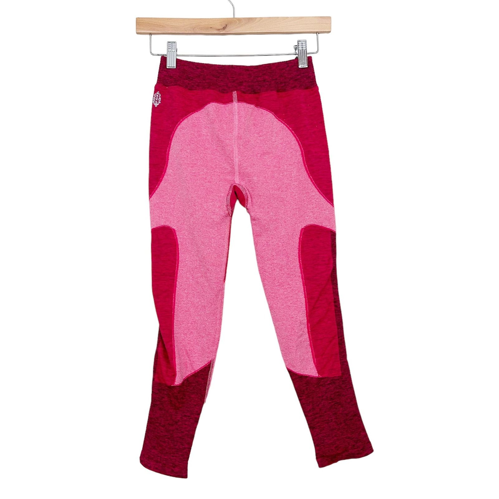 Free People Free People Movement Pink Pop Life Leggings Sz M Size 30" / US 8 / IT 44 - 3 Thumbnail