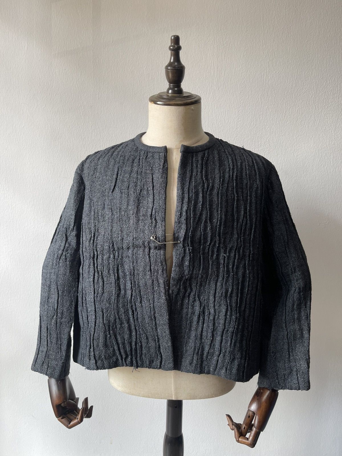 Issey Miyake 80s Issey Miyake PERMANENTE Heavy Fabric Crop Jacket C1 Size US L / EU 52-54 / 3 - 1 Thumbnail