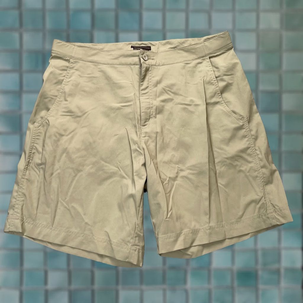 Royal Robbins VINTAGE Royal Robbins Shorts Womens 14 Beige Nylon Stretch Logo Fishing Hiking Walking Size 24" / US 00 / IT 34 - 1 Thumbnail