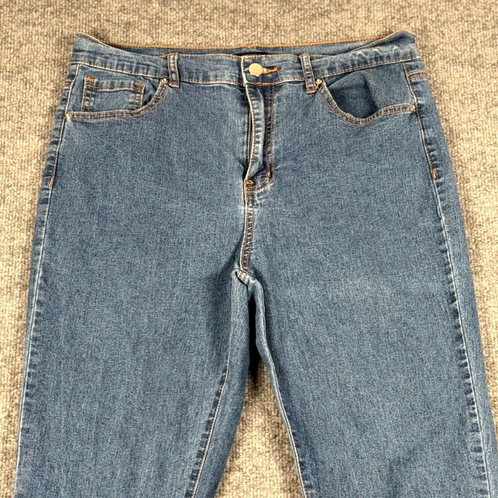 Forever 21 FOREVER 21 Jeans Blue Wash High Rise Straight Leg 31 Inseam 26.5 in 5-Pocket Denim Pants Women XS-XL? Size 24" / US 00 / IT 34 - 3 Thumbnail