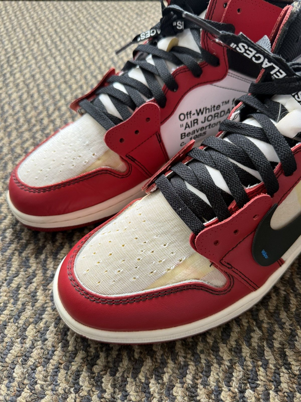 Jordan Brand × Off-White × Virgil Abloh Jordan 1 Retro OG High Off-White Chicago Size US 11 / EU 44 - 5 Thumbnail