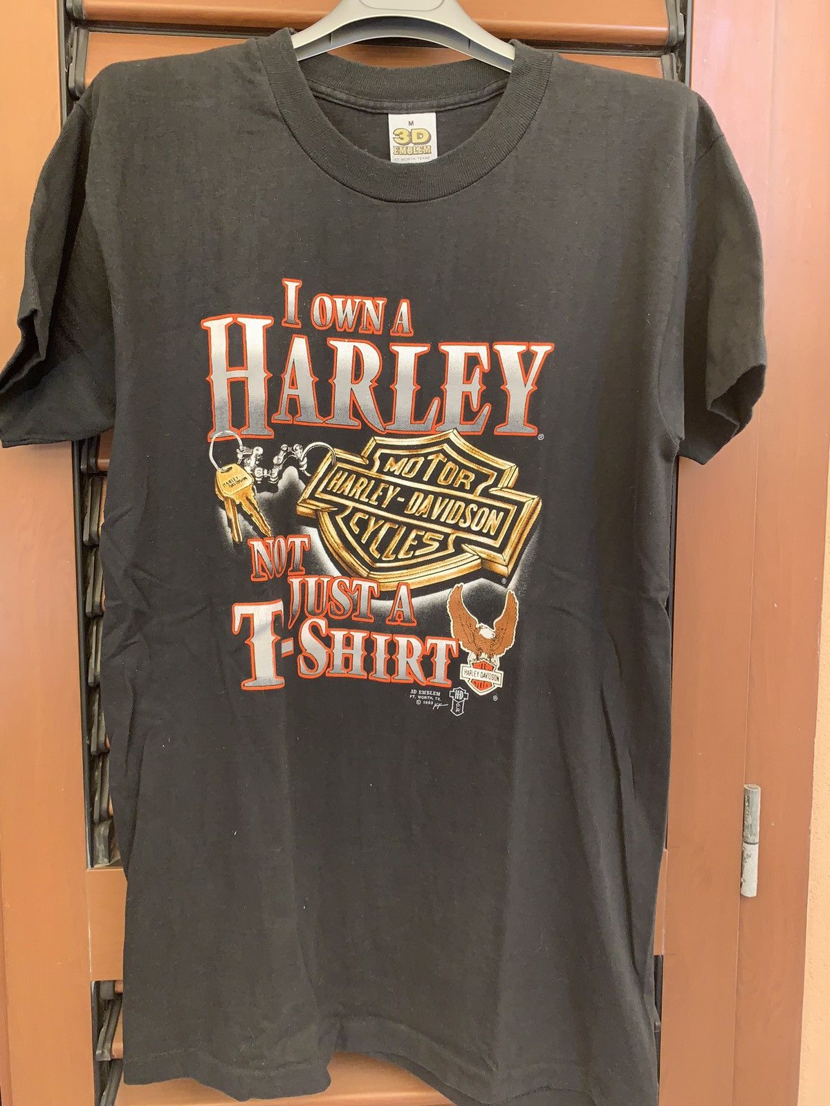 Harley Davidson Vintage HarleyDavidson T-Shirt – 3D Emblem –1980sMade in USA Size US M / EU 48-50 / 2 - 1 Thumbnail