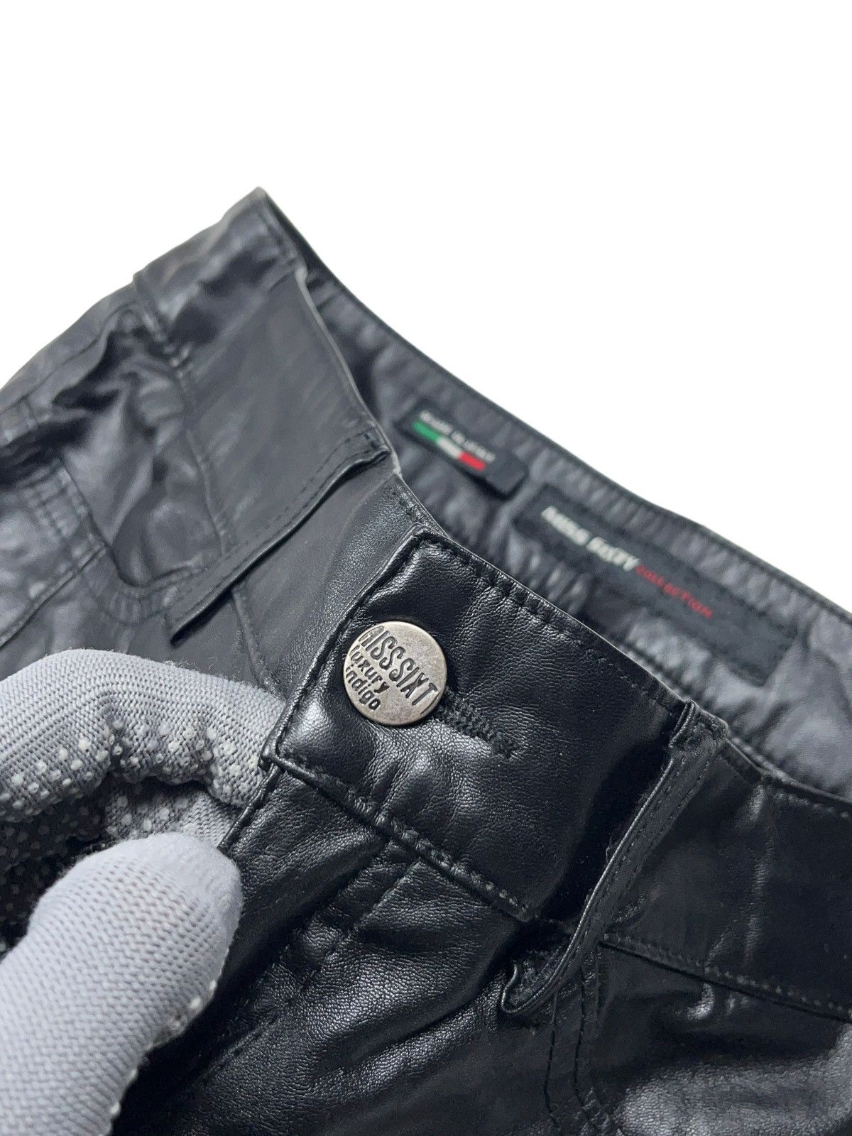Japanese Brand Vintage Miss Sixty Faux Leather Pants Metal Logo y2k Size 25" / US 0 / IT 36 - 7 Thumbnail