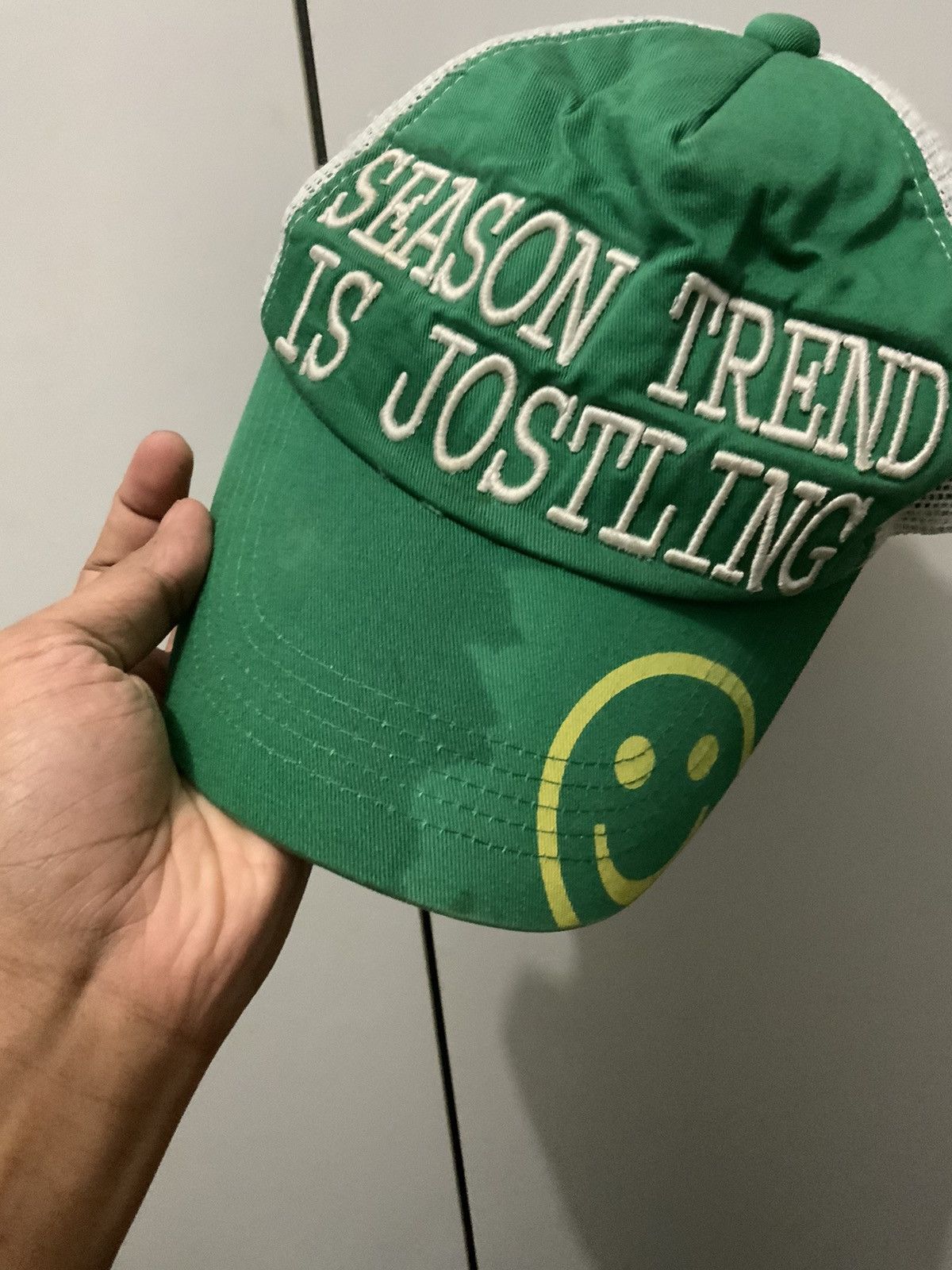 Japanese Brand Season Trend Is Jostling Smiley Truker Hat Cap Size ONE SIZE - 12 Thumbnail