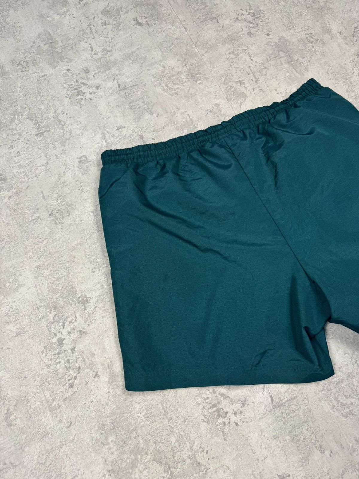 Adidas Vintage Adidas Y2K Shorts Size L Size US 34 / EU 50 - 7 Thumbnail