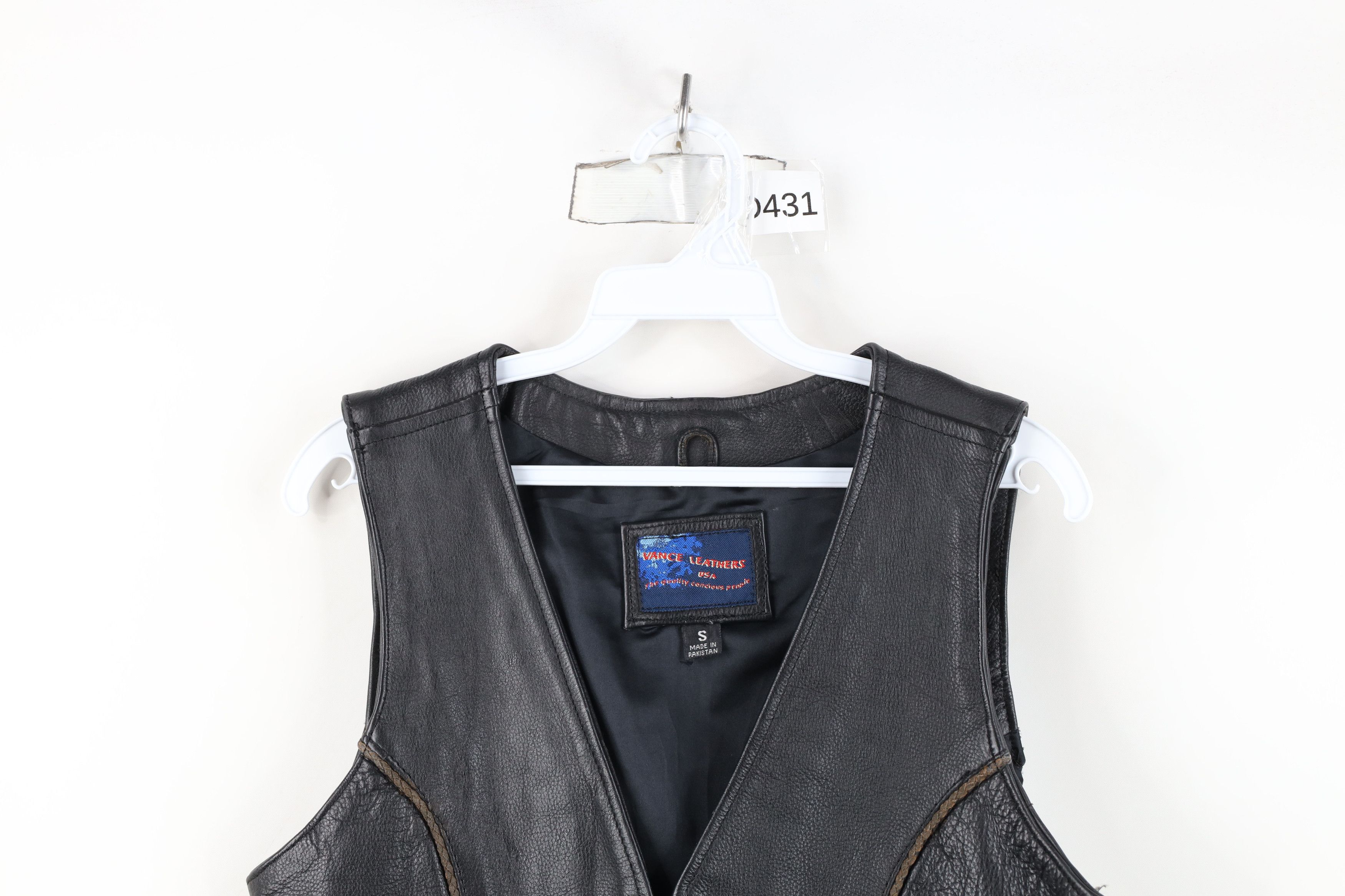Vintage Vintage 90s Vance Leathers Braided Leather Motorcycle Vest Size S / US 4 / IT 40 - 2 Thumbnail