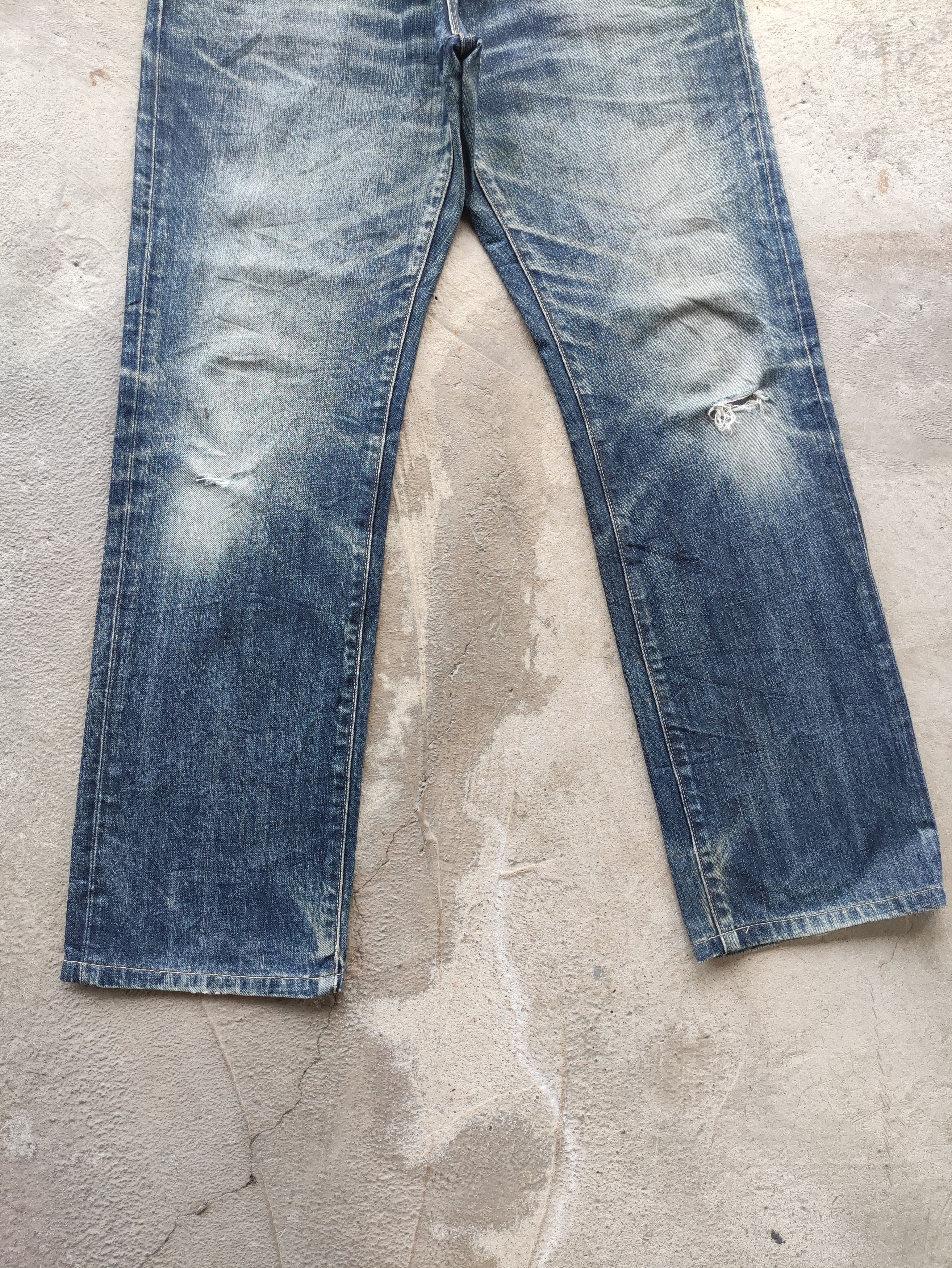 Japanese Brand Vintage Japanese Jean Distressed Faded Denim Size US 35 - 4 Thumbnail