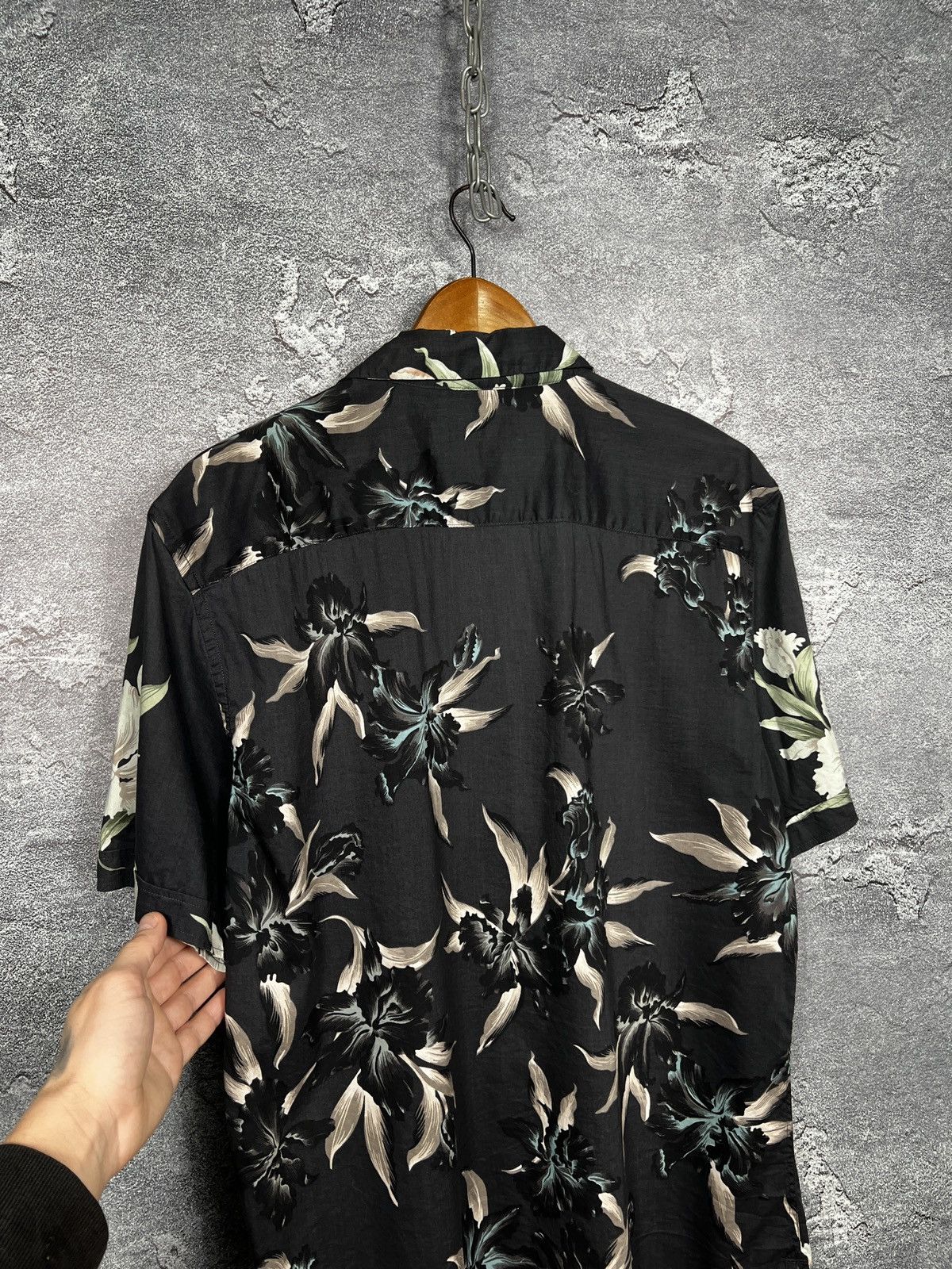 Allsaints Allsaints All Over Floral Print Hawaii Shirt Size Xl Size US XL / EU 56 / 4 - 10 Thumbnail