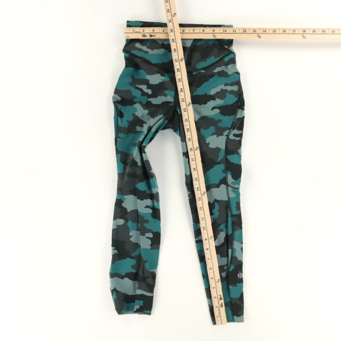 Lululemon Lululemon High Stretch Base Pace HR Crop Nylon Woven Leggings Pants Green Camouflage Women's 4 Size 27" / US 4 / IT 40 - 3 Thumbnail
