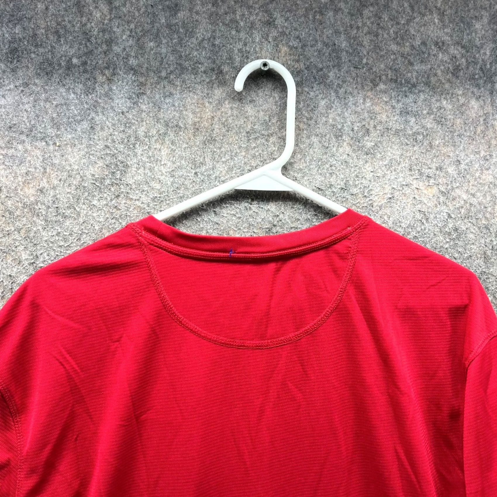 Vintage VINTAGE Reel Legends Shirt Mens Large Red Crewneck Freeline Fit Performance Polyester Shirt Size US L / EU 52-54 / 3 - 3 Thumbnail