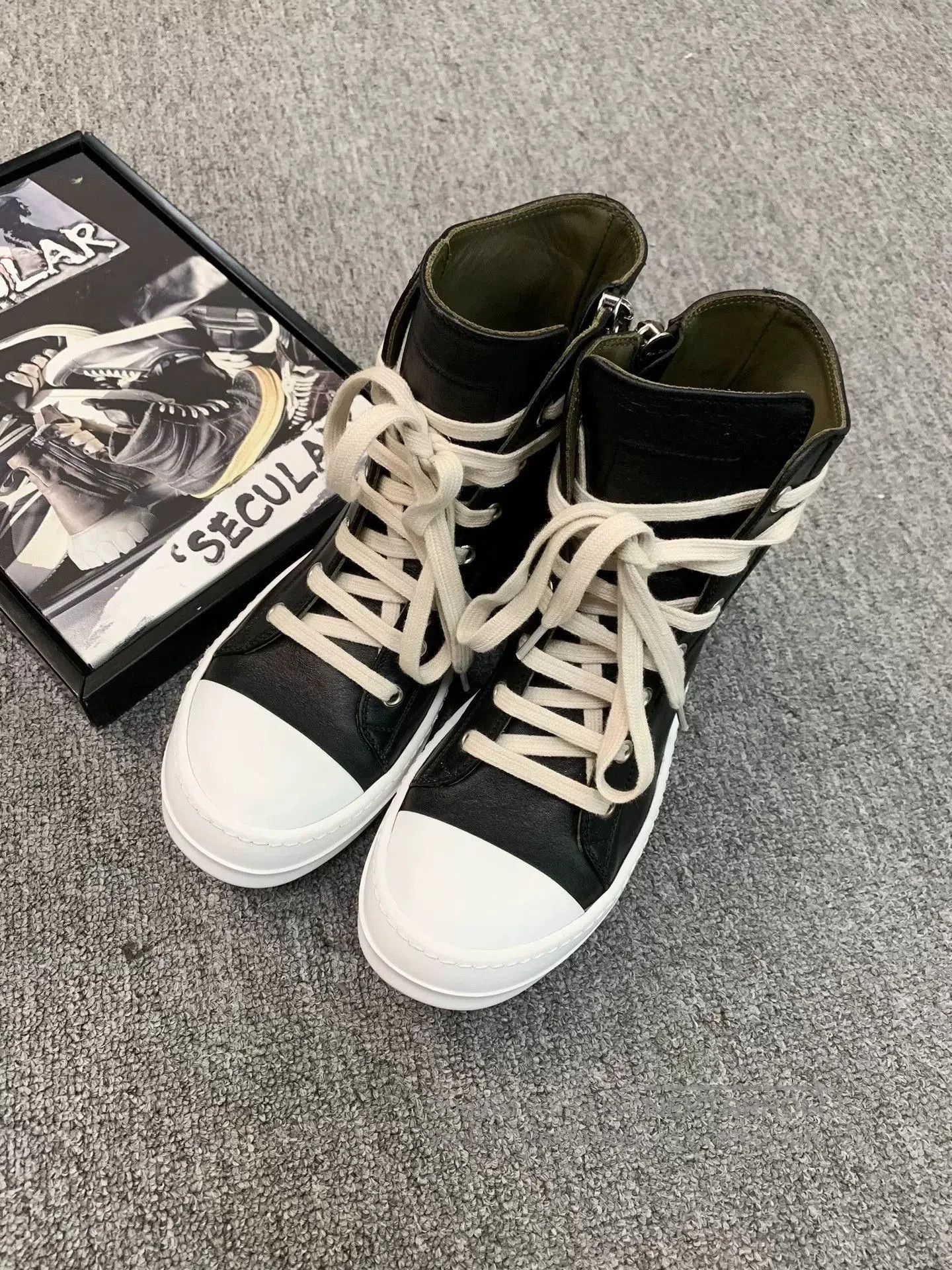 Rick Owens rick owens black and white high. Size US 5.5 / EU 38 - 3 Thumbnail