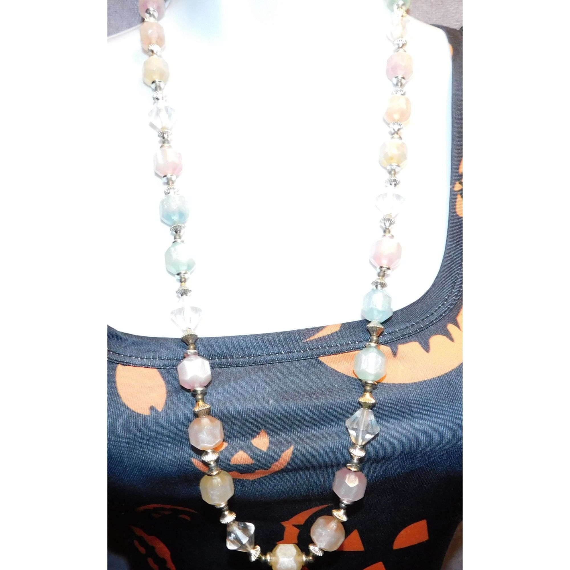 Other Chunky Pastel Shimmer Candycore Beaded Necklace Size ONE SIZE - 3 Thumbnail