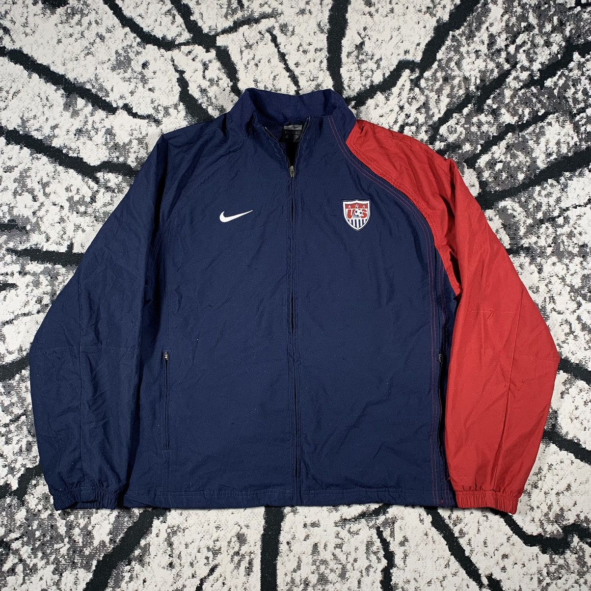 Nike × Vintage Vintage 90’s Nike USA Big Logo Football Zip Jacket Rare Size US XL / EU 56 / 4 - 3 Thumbnail