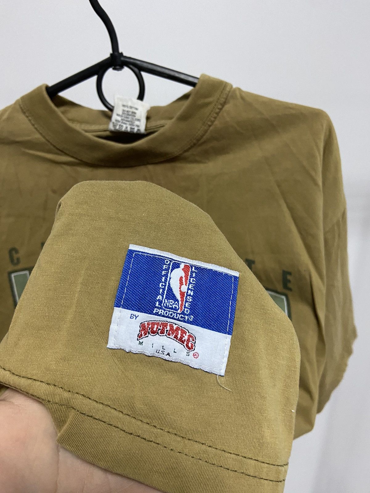NBA × Vintage Charlotte Hornets Vintage T Shirt Big Logo NBA Size US L / EU 52-54 / 3 - 4 Thumbnail