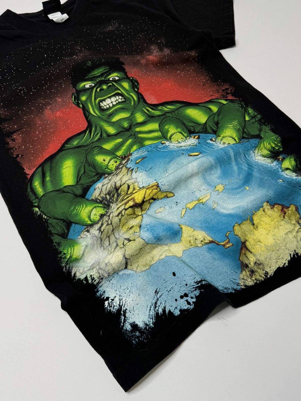 Marvel Comics Vintage 90s incredible Hulk printed tee retro marvel comics Size US S / EU 44-46 / 1 - 2 Thumbnail