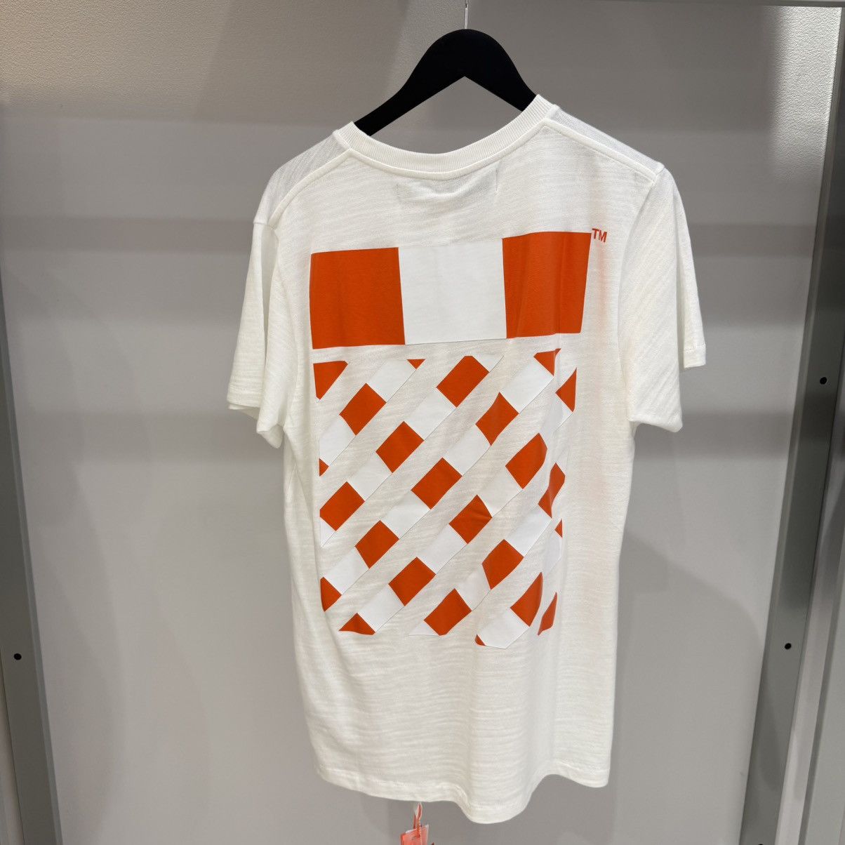 Off-White Off-White Virgil Abloh MCA Figures of Speech Mona Lisa Tee Size US L / EU 52-54 / 3 - 2 Thumbnail