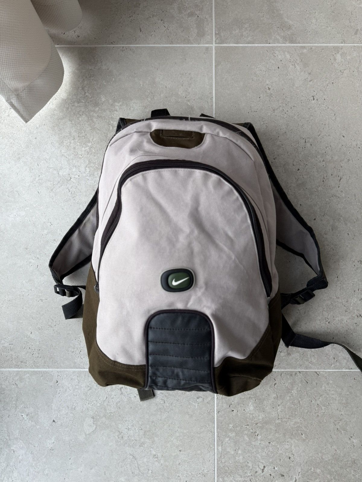 Nike Vintage 90s Nike Backpack Swoosh Y2K Size ONE SIZE - 1 Thumbnail