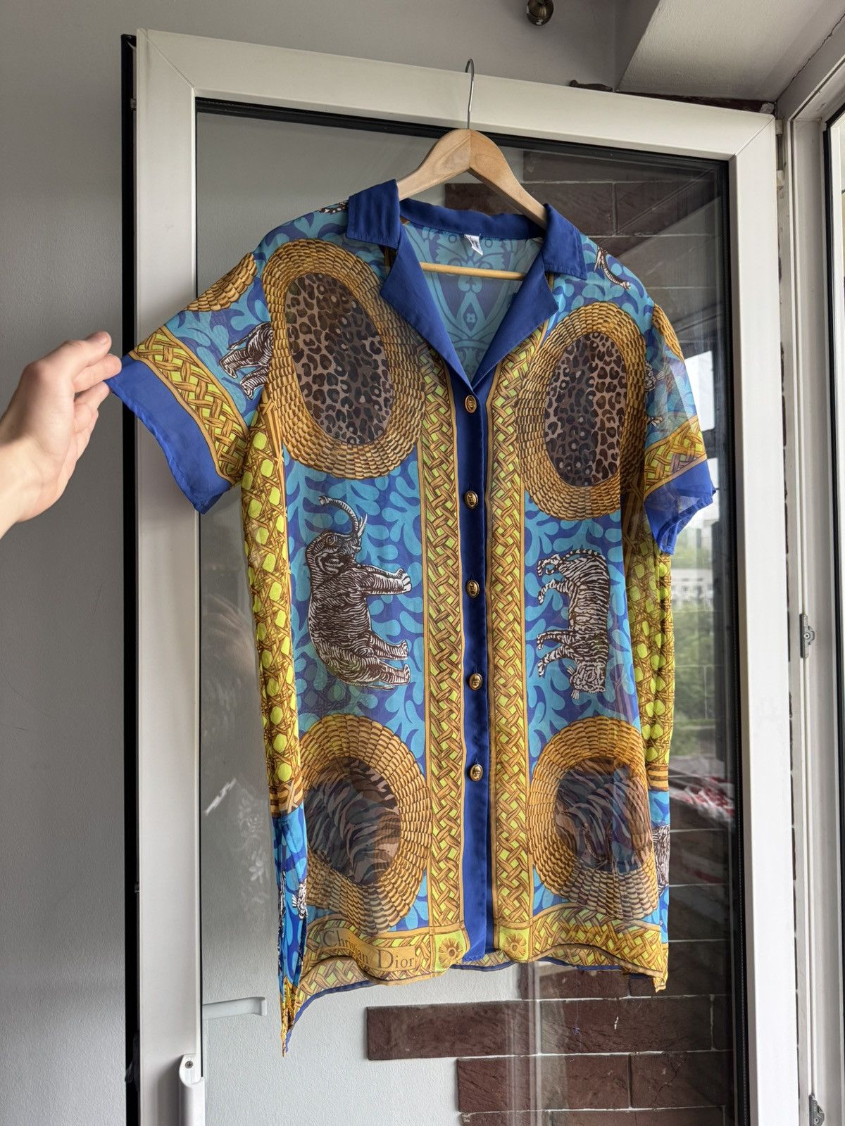 Christian Dior Monsieur 🔥Rare🔥 Vintage Christian Dior 90’s jungle print silk shirt Size US M / EU 48-50 / 2 - 3 Thumbnail