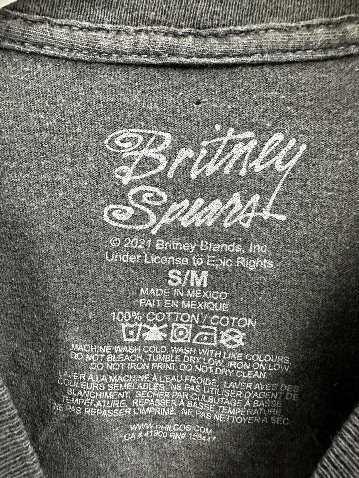 Band Tees Britney Spears Tour 1999 Underlicense Tee A549 Size US S / EU 44-46 / 1 - 7 Thumbnail