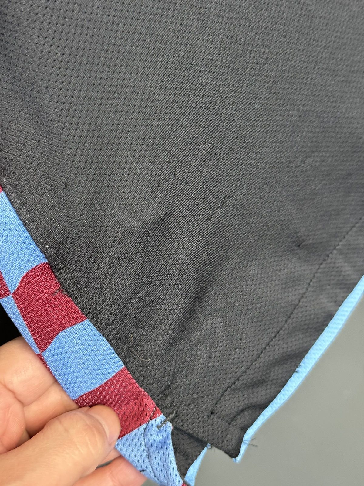 Nike Aston Villa 10/11 Away Football Jersey Size US M / EU 48-50 / 2 - 19 Thumbnail