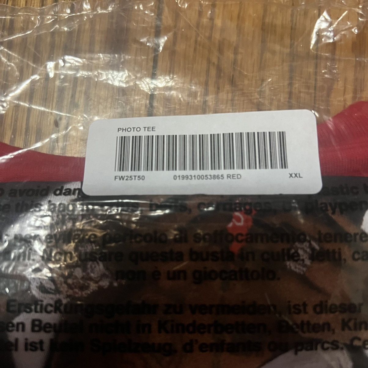 Supreme In Hand Supreme Playboi Carti Photo Tee Red Size XXL Size US XXL / EU 58 / 5 - 5 Thumbnail