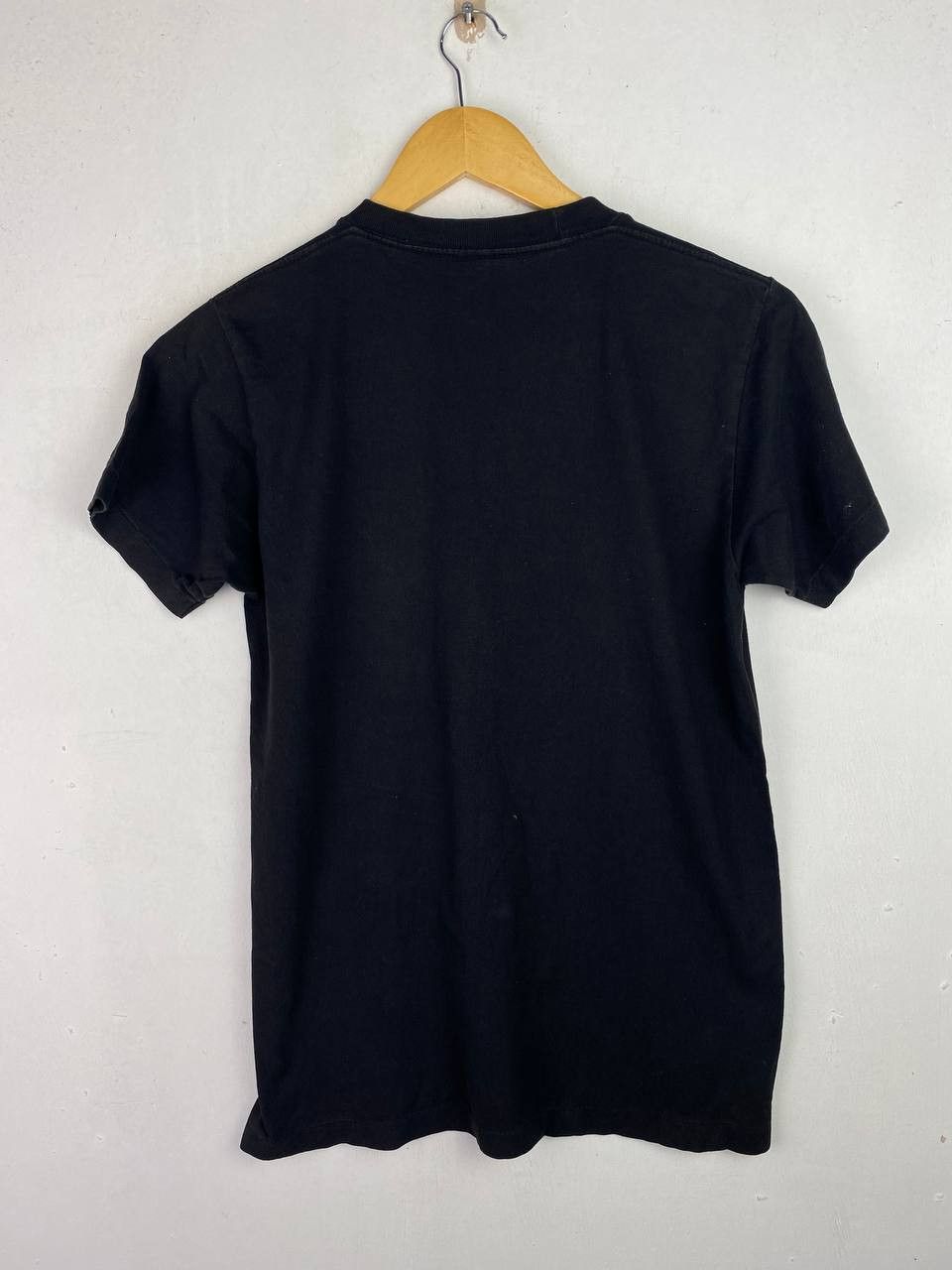 Vintage vintage red hot chilli peppers tee missing tag nice design Size US S / EU 44-46 / 1 - 6 Thumbnail