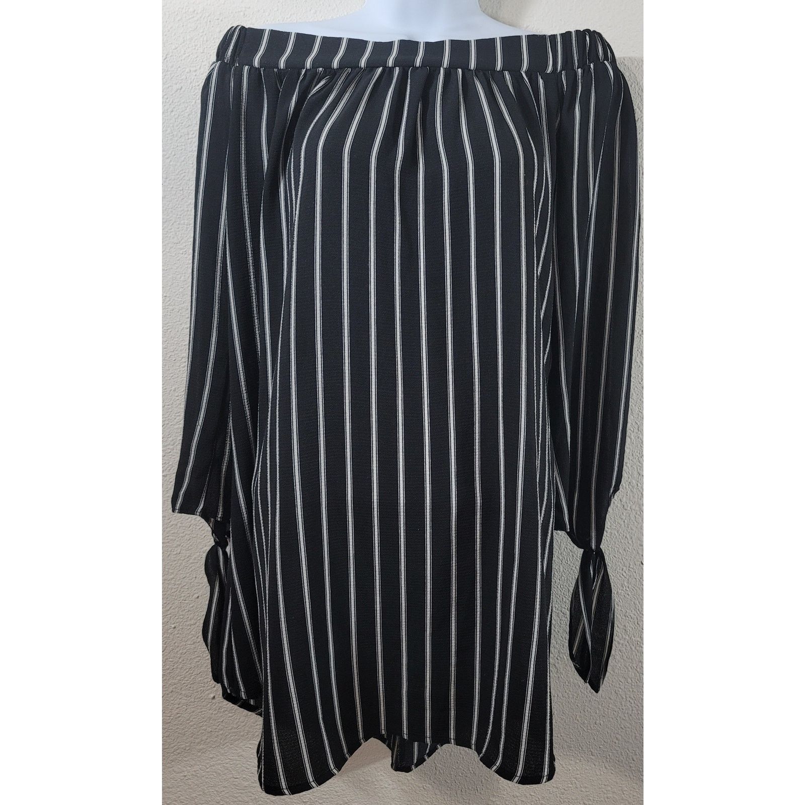Other Rhapsody Black White Striped Off The Shoulder Top Medium Size M / US 6-8 / IT 42-44 - 1 Thumbnail