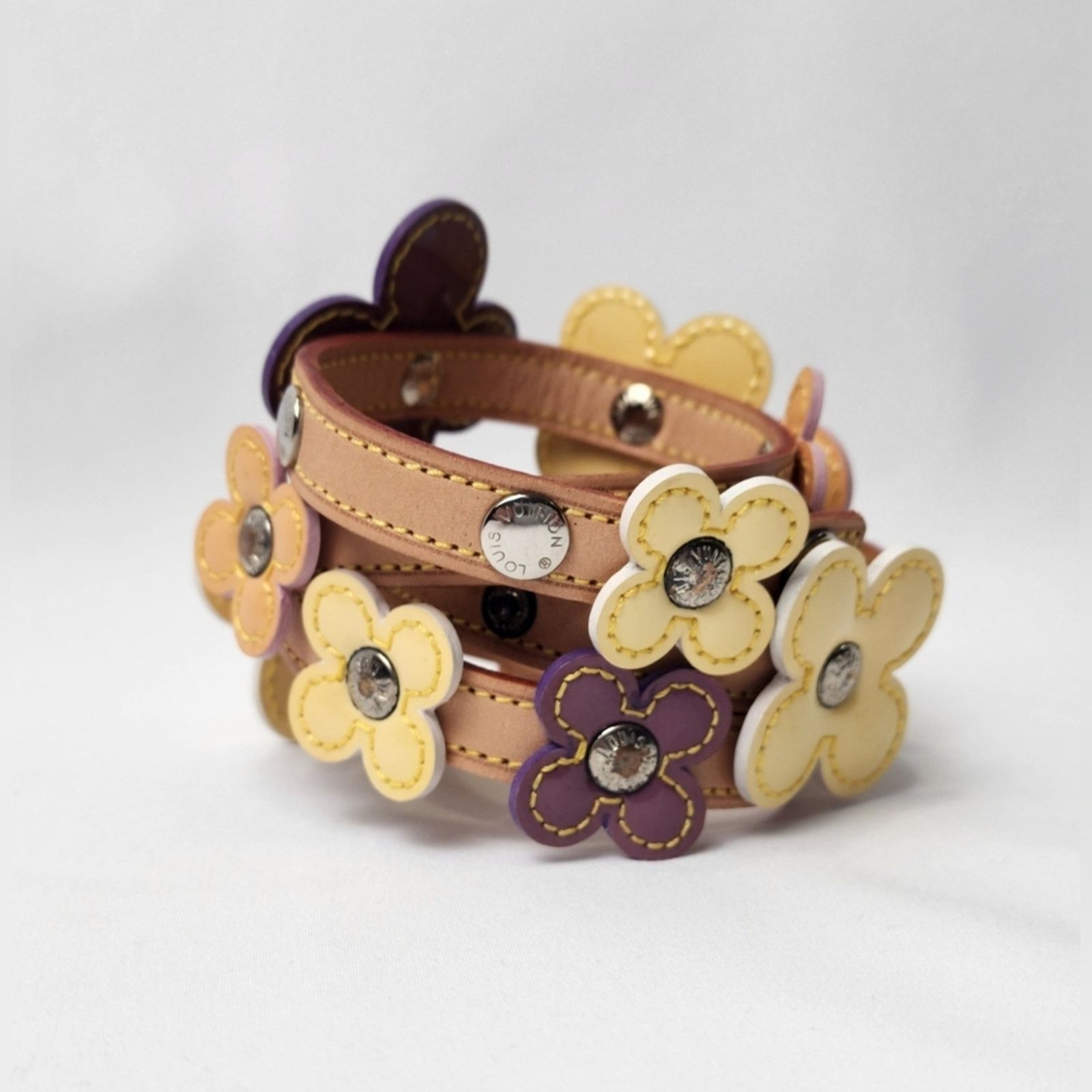Louis Vuitton Authentic Louis Vuitton Vernis Fleur Double Wrap Bracelet Size ONE SIZE - 3 Thumbnail
