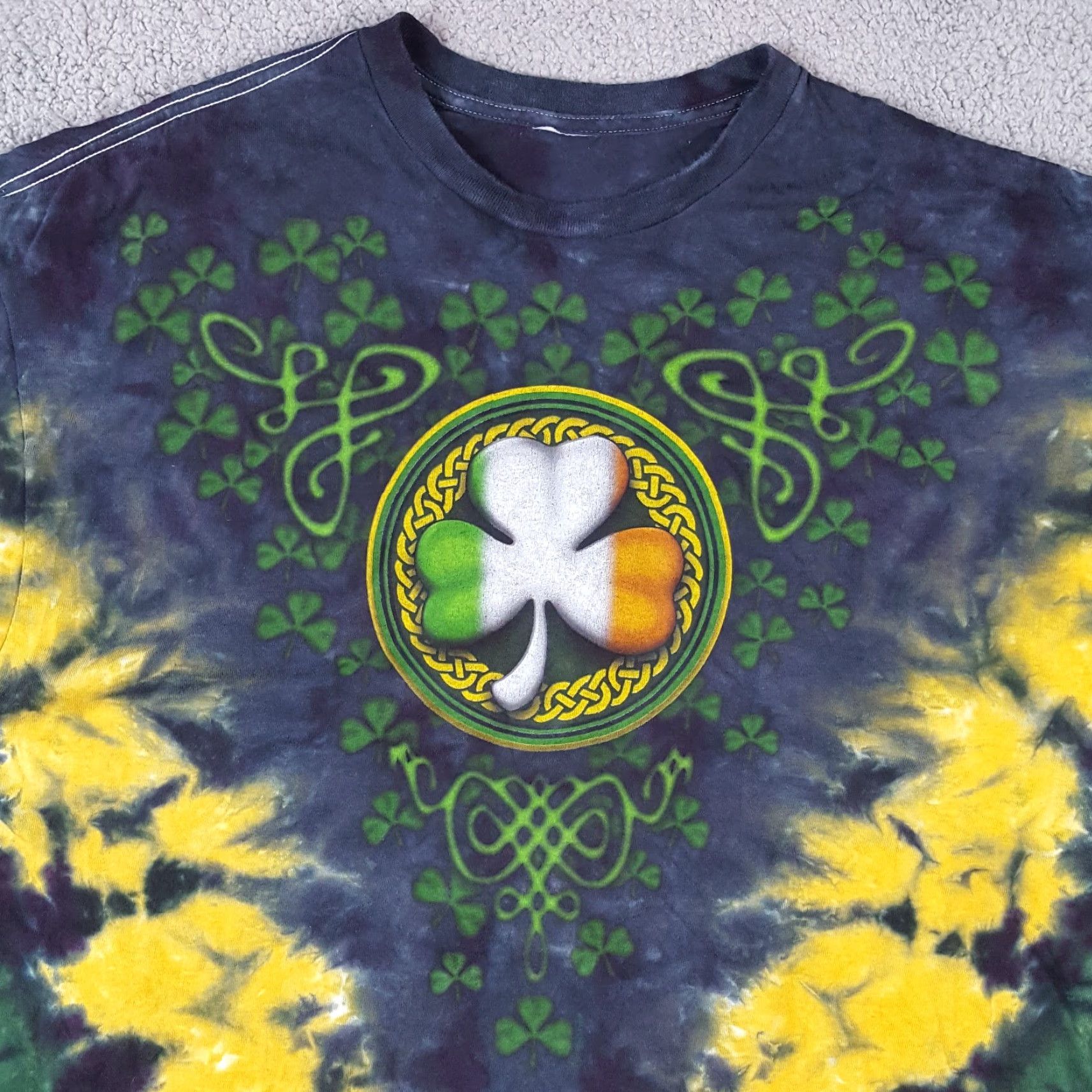 Vintage Vintage Shamrock Irish Clover Tie-Dye Men's Size XL Celtic T Shirt Ireland Green Size US XL / EU 56 / 4 - 2 Thumbnail