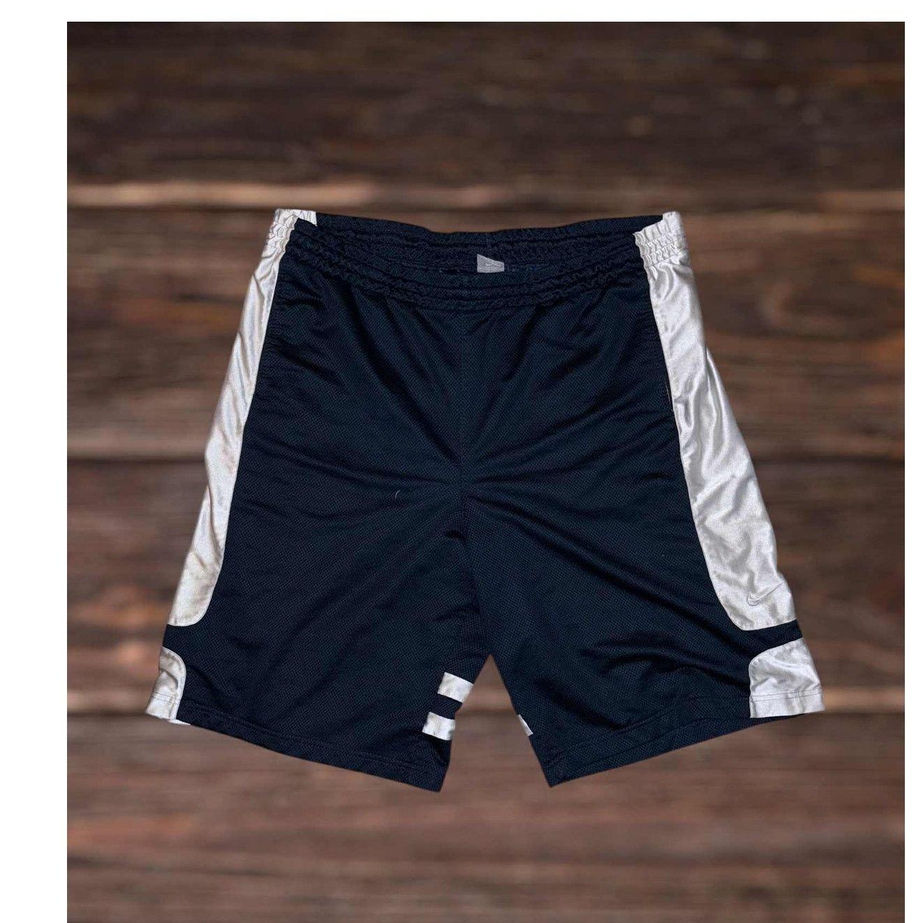 Nike VINTAGE Y2K Nike Mesh Athletic Basketball Shorts Loose 2XL Size US 44 / EU 60 - 2 Thumbnail