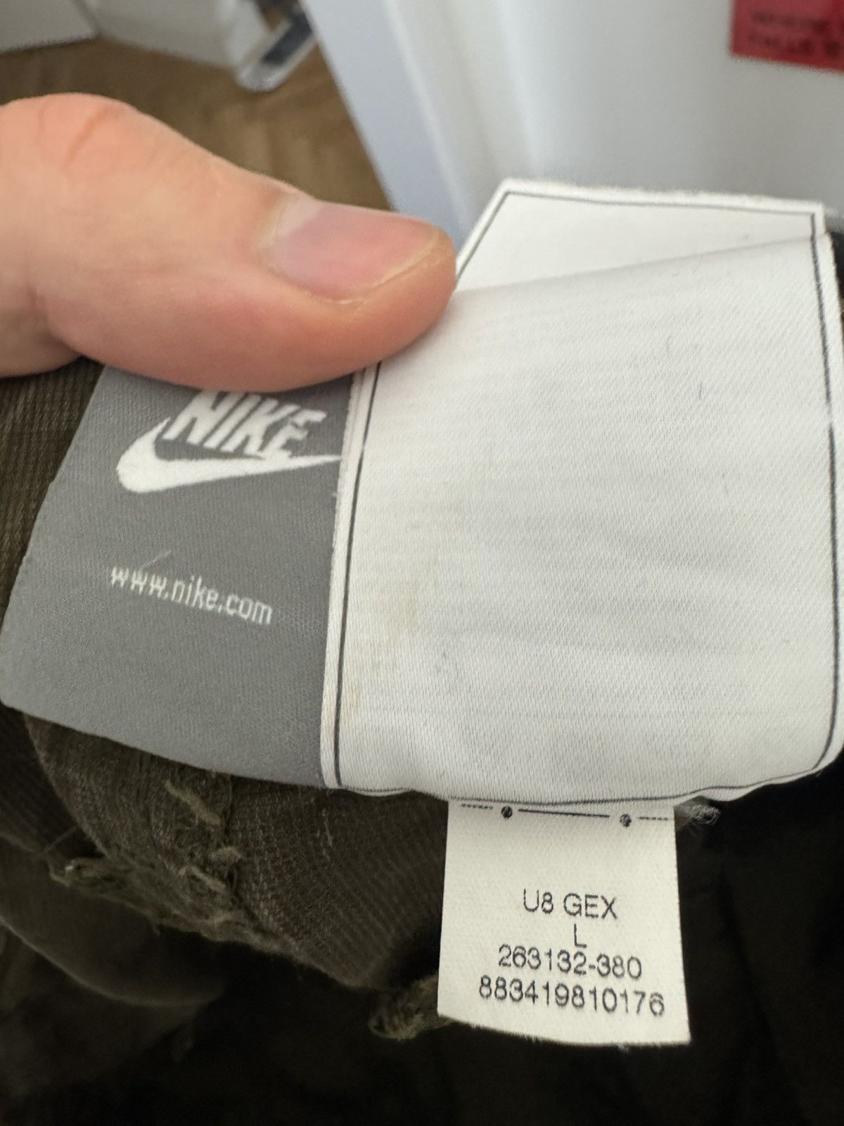 Nike Nike Vintage Y2k Cargo Shorts Washed Olive Travis Hype Size US 34 / EU 50 - 4 Thumbnail