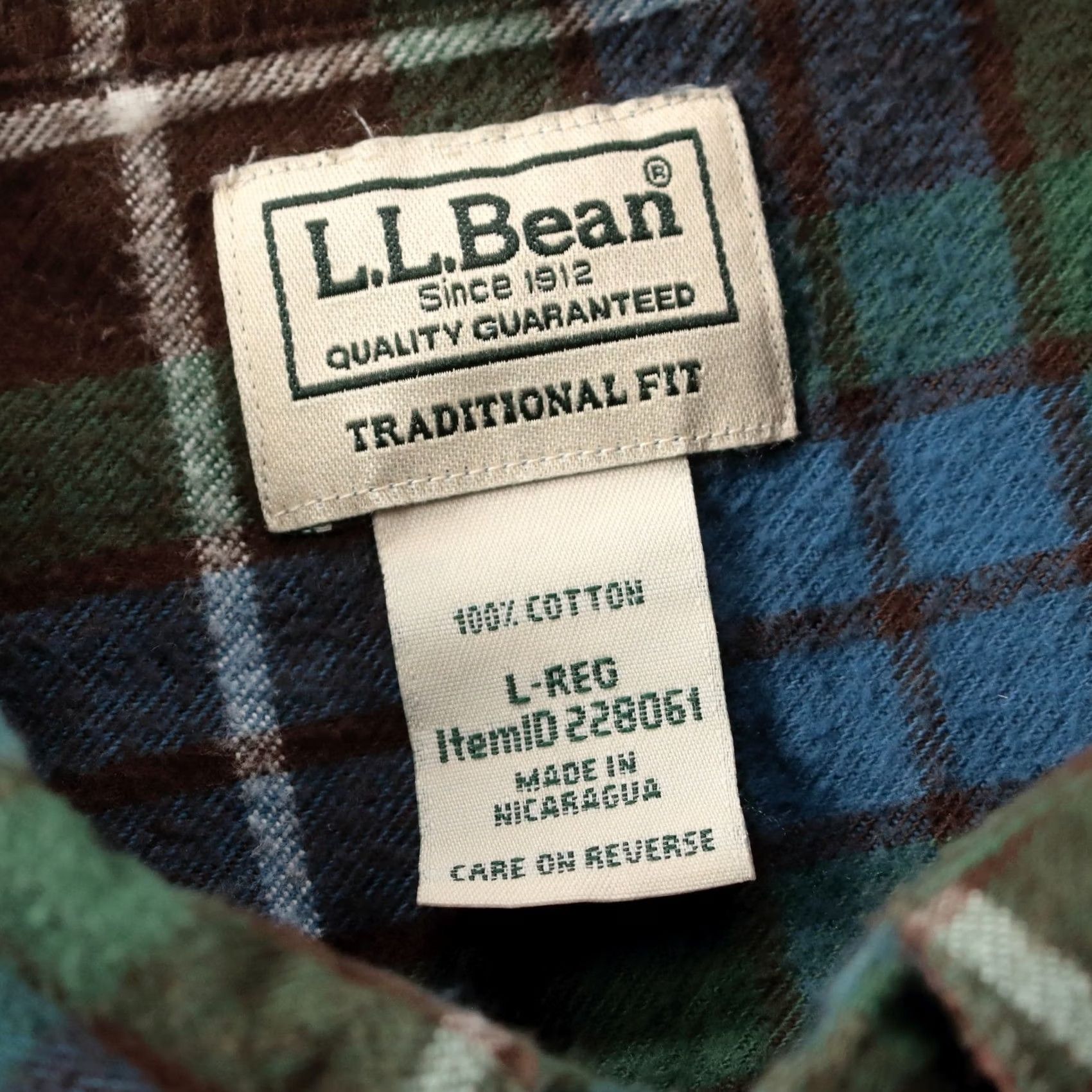Vintage VINTAGE LL BEAN Traditional Fit scotch tartan plaid cotton flannel shirt LARGE Mens Size US L / EU 52-54 / 3 - 5 Thumbnail