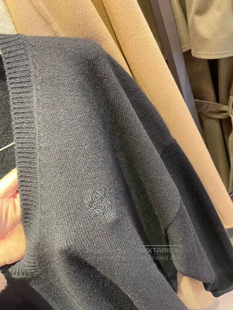 Loewe Loewe Asymmetric V. Size US S / EU 44-46 / 1 - 4 Thumbnail