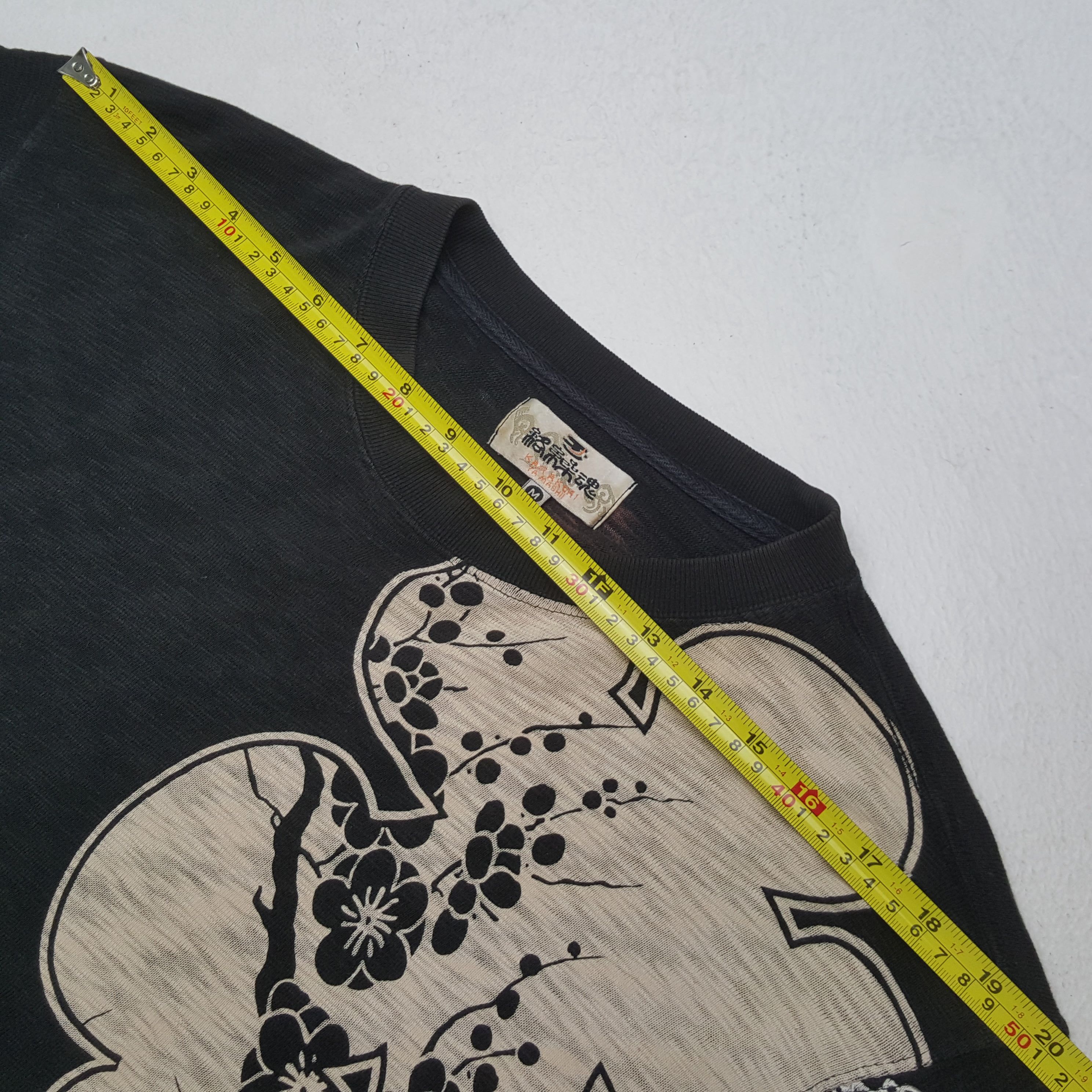 Japanese Brand Vintage Karakuri Tamashi Japan Brand Sweatshirt RR12 Size US M / EU 48-50 / 2 - 5 Thumbnail