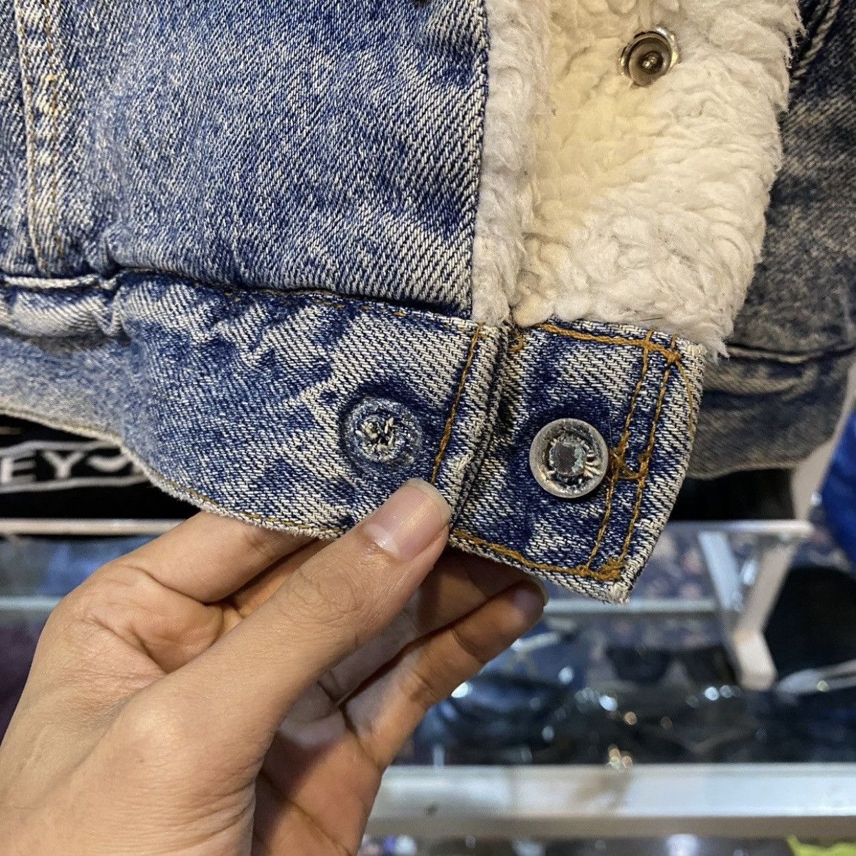 Levi's 90's Levi's Vintage blue denim sherpa jacket Made in USA Size US M / EU 48-50 / 2 - 17 Thumbnail