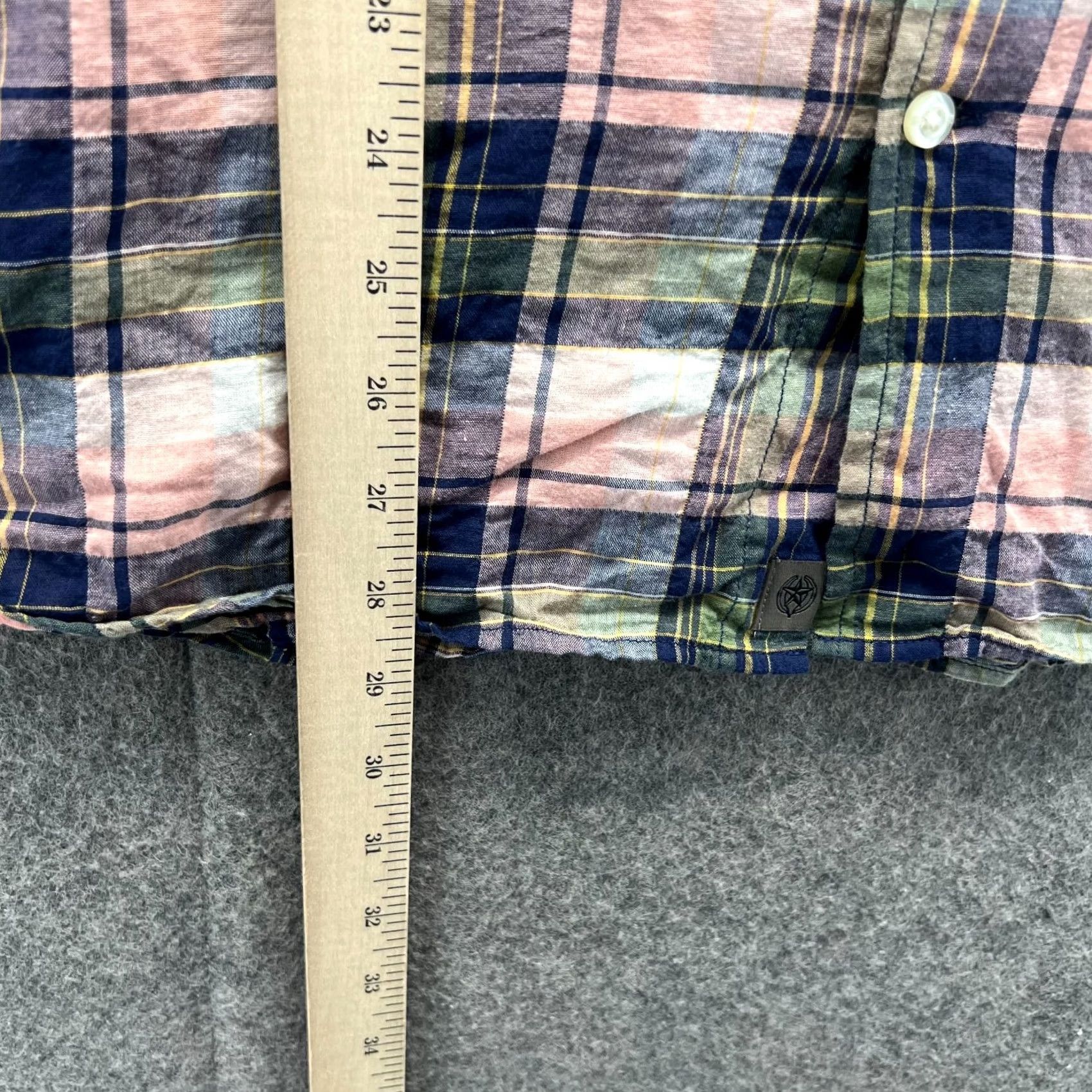 Banana Republic Banana Republic Shirt Men Large Blue Pink Plaid Button-Down Untucked Slim Cotton Shirt Size US L / EU 52-54 / 3 - 6 Thumbnail