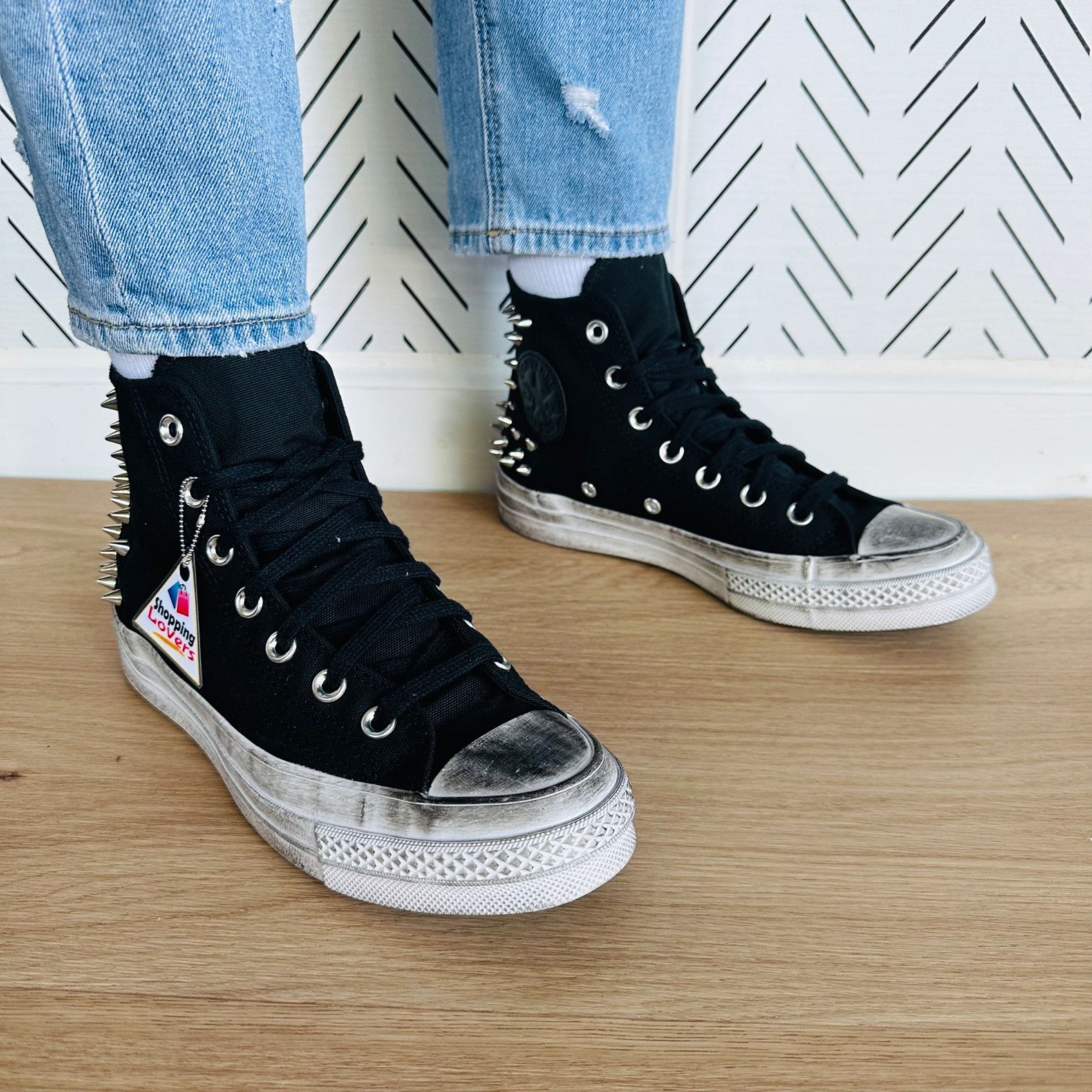 Converse ❤️Rare Converse Chuck 70 Hi Womens Shoes Sz 5 Studded Sneake Size US 5 / IT 35 - 3 Thumbnail