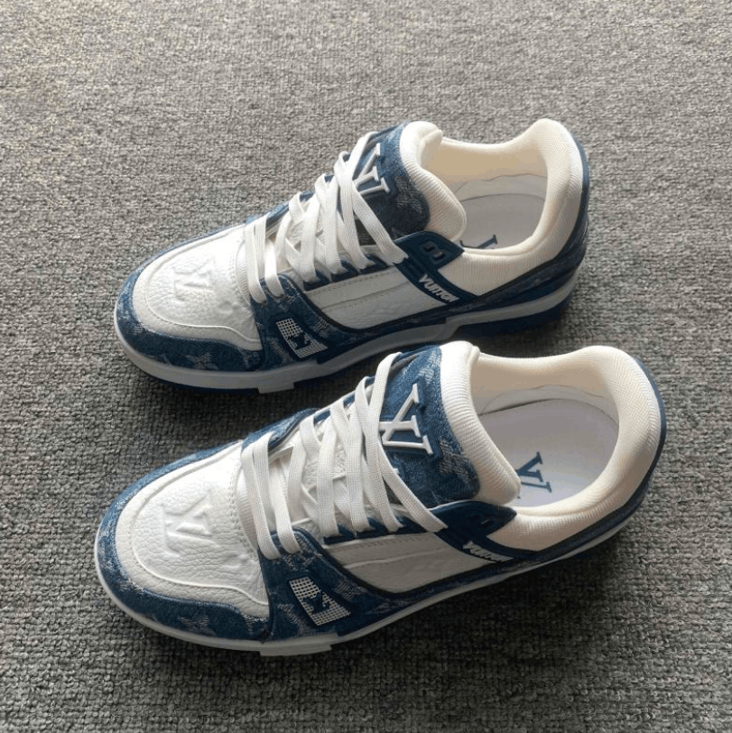 Louis Vuitton Louis Vuitton Low-Top Sneakers Size US 7.5 / IT 37.5 - 1 Thumbnail