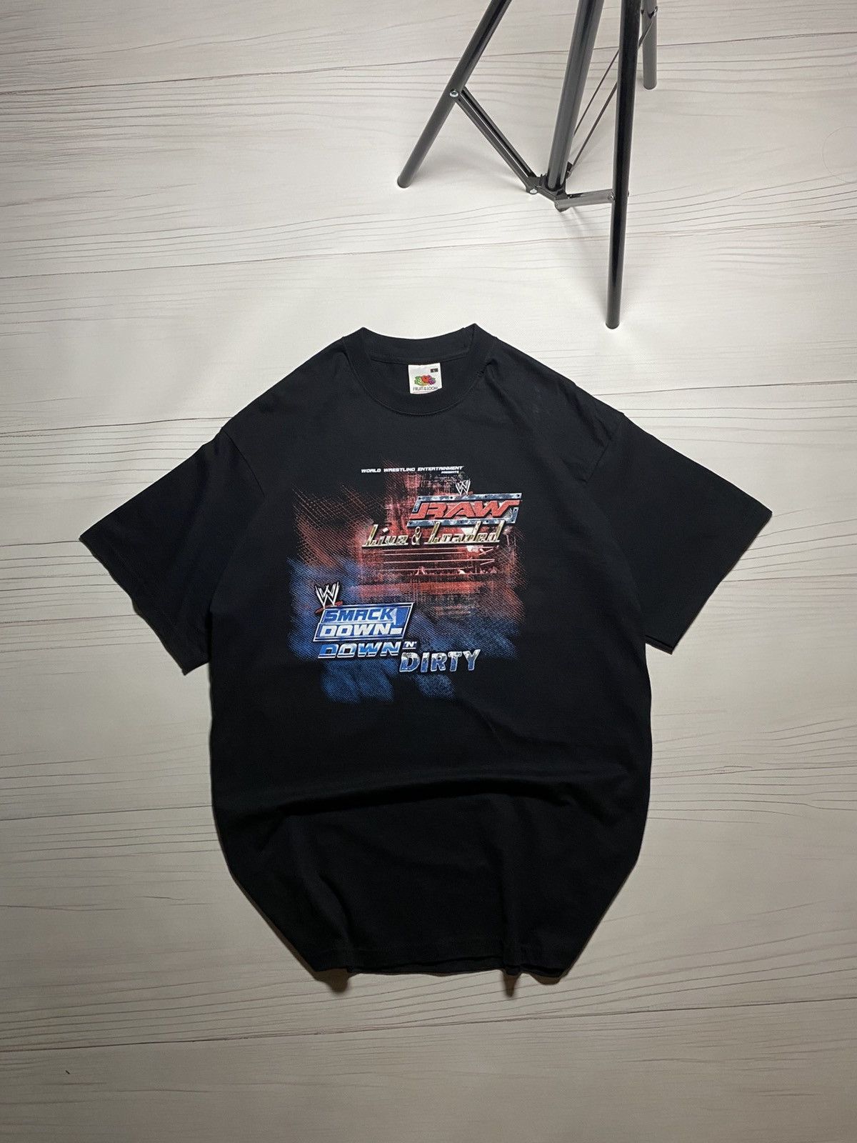 Vintage × WWE × WWF Vintage WWE RAW vs SmackDown 2004 Big Logo y2k t shirt Size US L / EU 52-54 / 3 - 1 Thumbnail