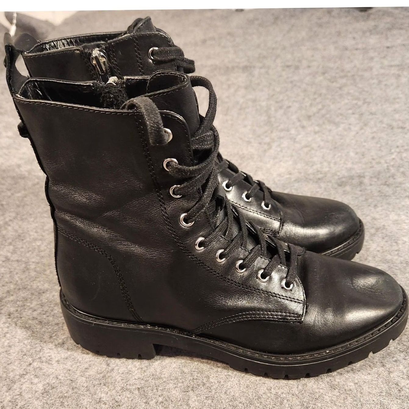 Steve Madden Steve Madden Grid Boots Womens 8 Black Ankle Combat Leather Lug Sole Lace-Up Zip Distressed Round Toe Casual Size US 8 / IT 38 - 3 Thumbnail