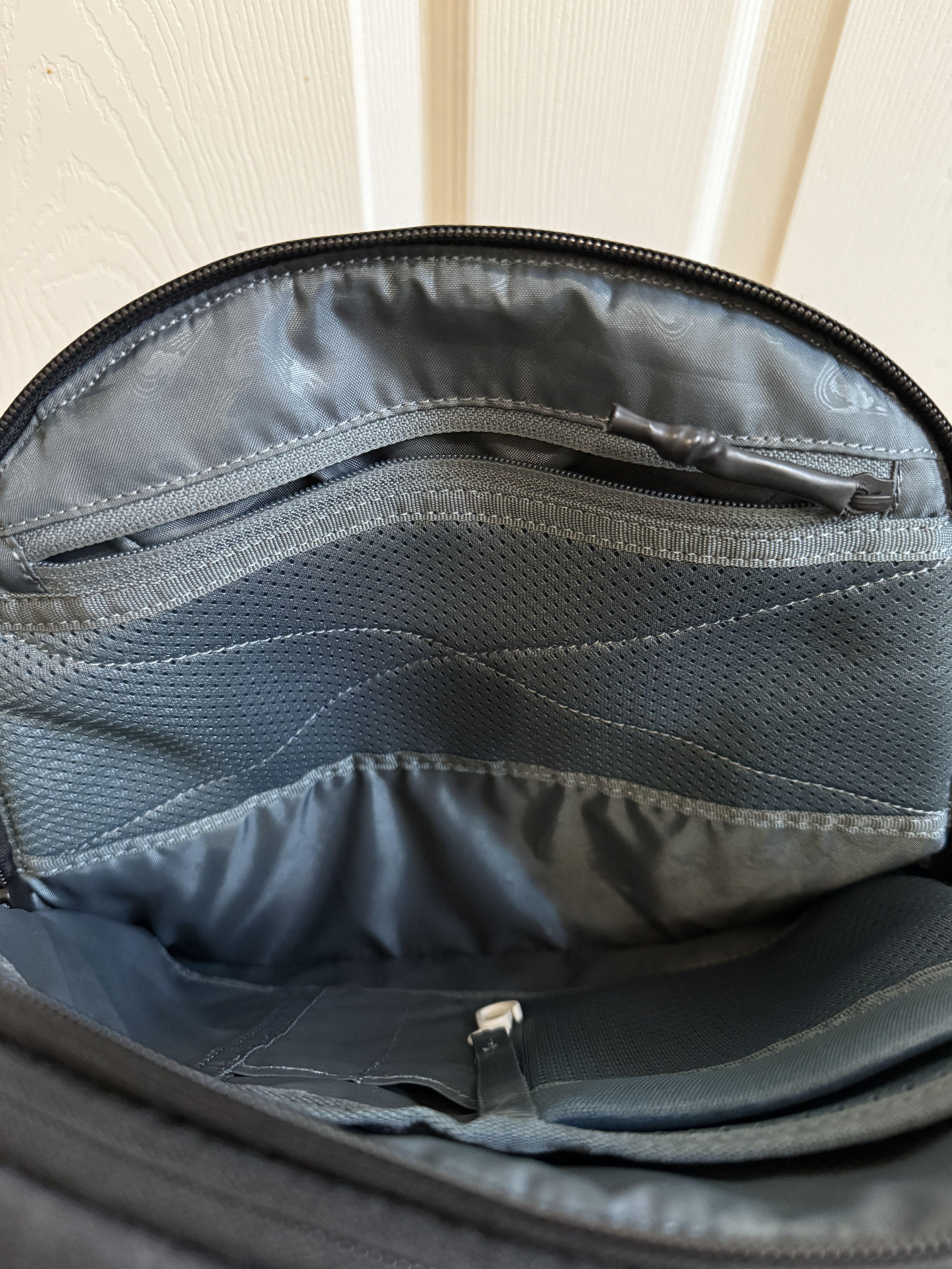 Outdoor Research Thule Aion Backpack - 28L Expandable up to 32L Size ONE SIZE - 11 Thumbnail