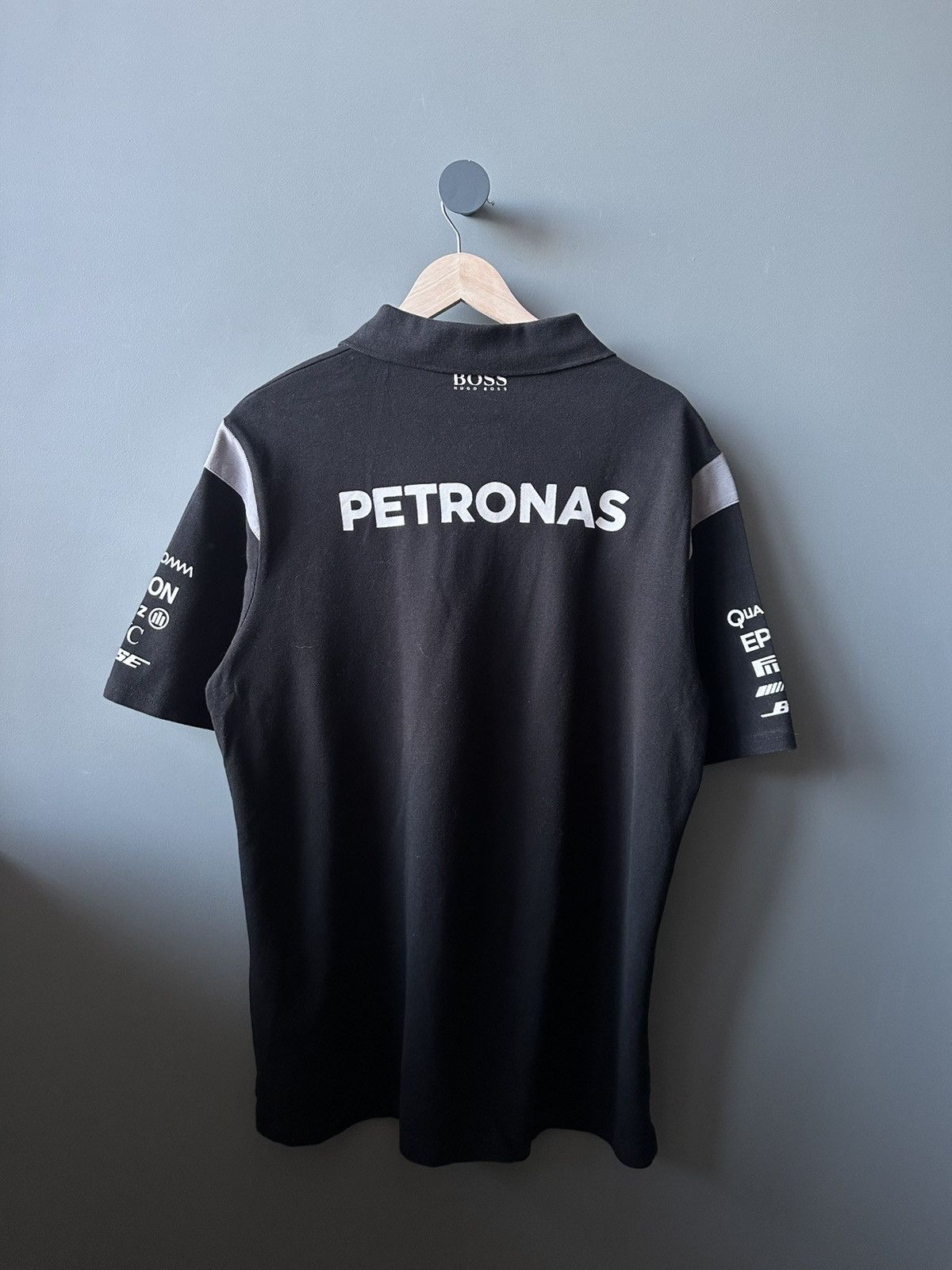 Mercedes-Benz Mercedes-Benz AMG Team Racing Petronas Polo Shirt Size US XL / EU 56 / 4 - 4 Thumbnail