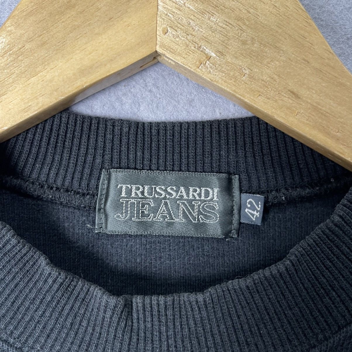 Trussardi Vintage 1990s Trussardi Jeans Back Logo Sweatshirt Size US M / EU 48-50 / 2 - 7 Thumbnail