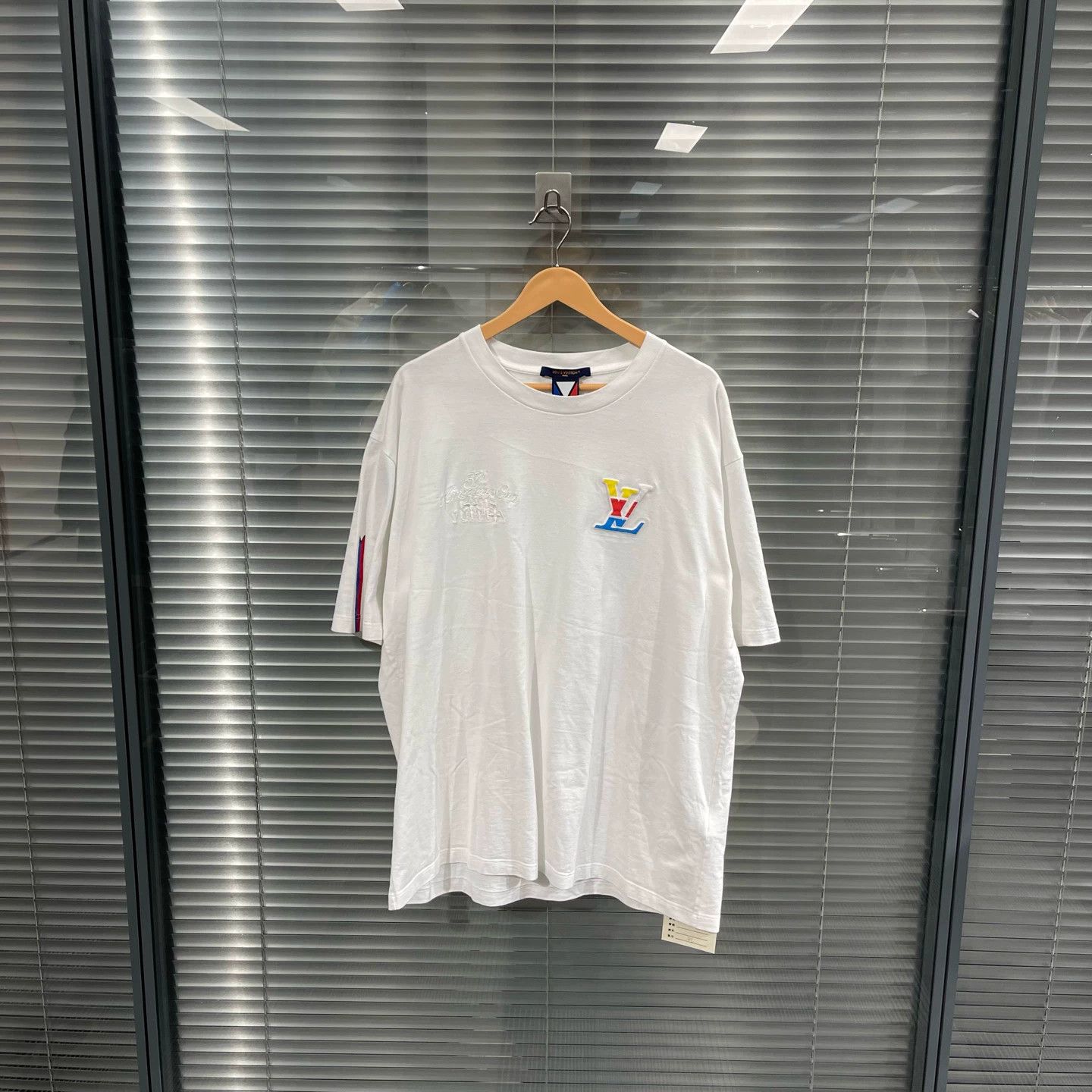 Louis Vuitton LV 24ss AC embroidered crew short-sleeve 4L 99 new Size US XXL / EU 58 / 5 - 1 Thumbnail