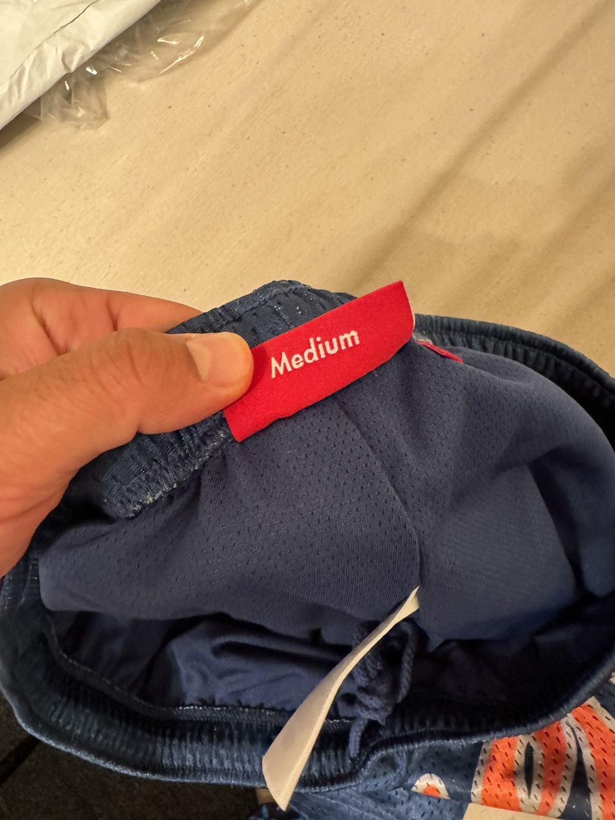 Supreme Supreme Big Script Mesh Shorts Size US 32 / EU 48 - 3 Thumbnail