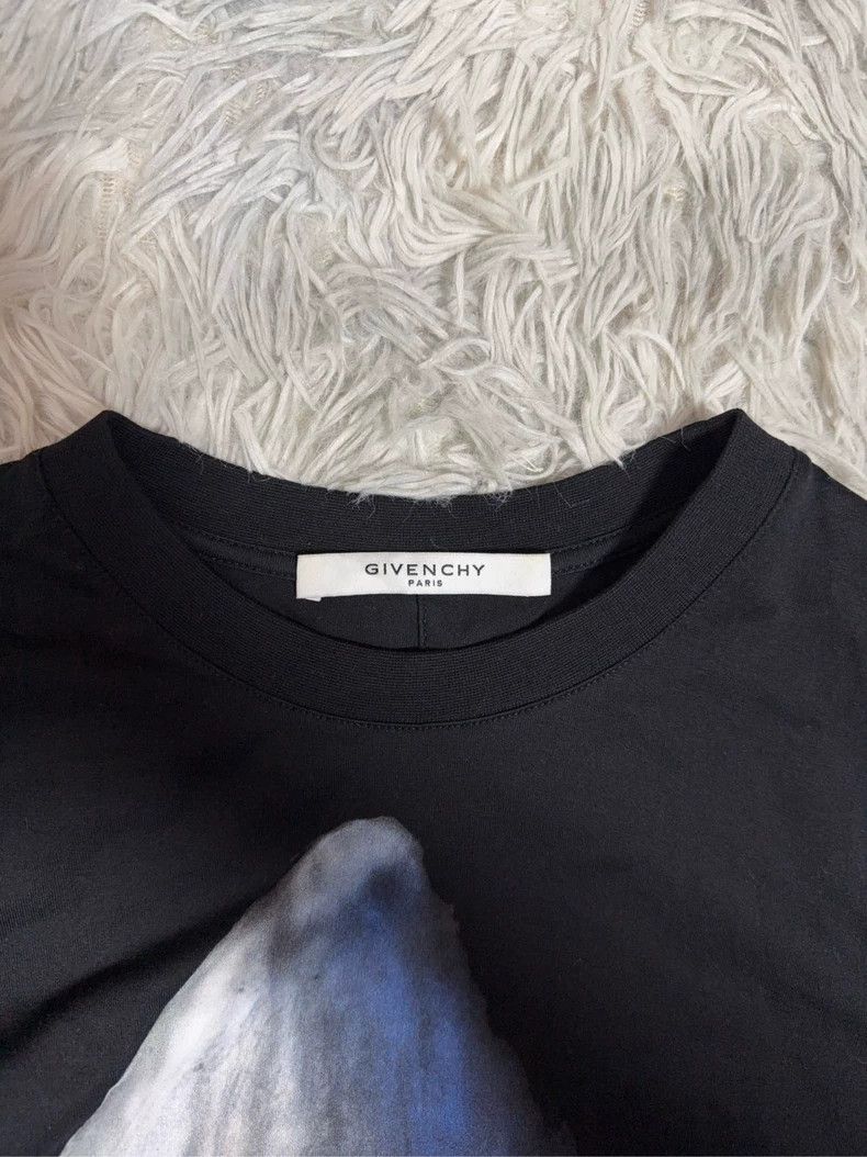 Givenchy Givenchy Black Shark Printed Short Sleeve Size US XS / EU 42 / 0 - 4 Thumbnail