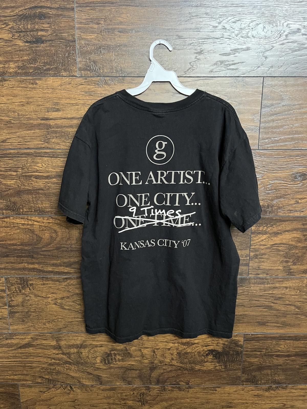 Anvil Garth Brooks Kansas City 2007 T-shirt - 9 Times Tee - L Size US L / EU 52-54 / 3 - 2 Thumbnail