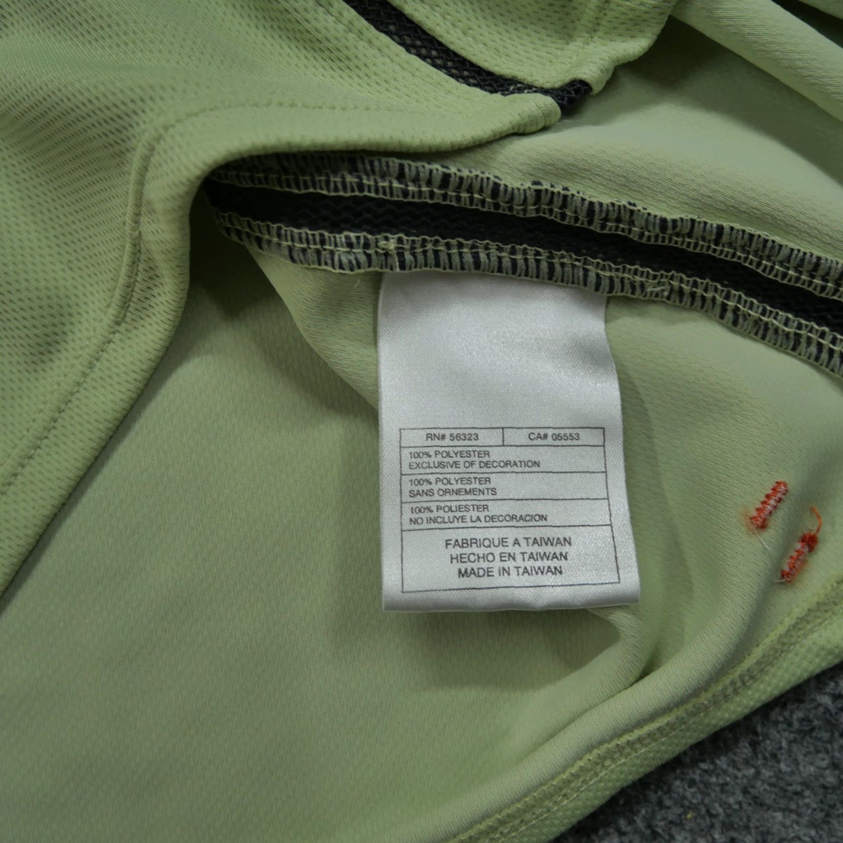 Nike Nike ACG Shirt Womens Medium Green Base Layer Outdoors Running Athletic Size M / US 6-8 / IT 42-44 - 6 Thumbnail
