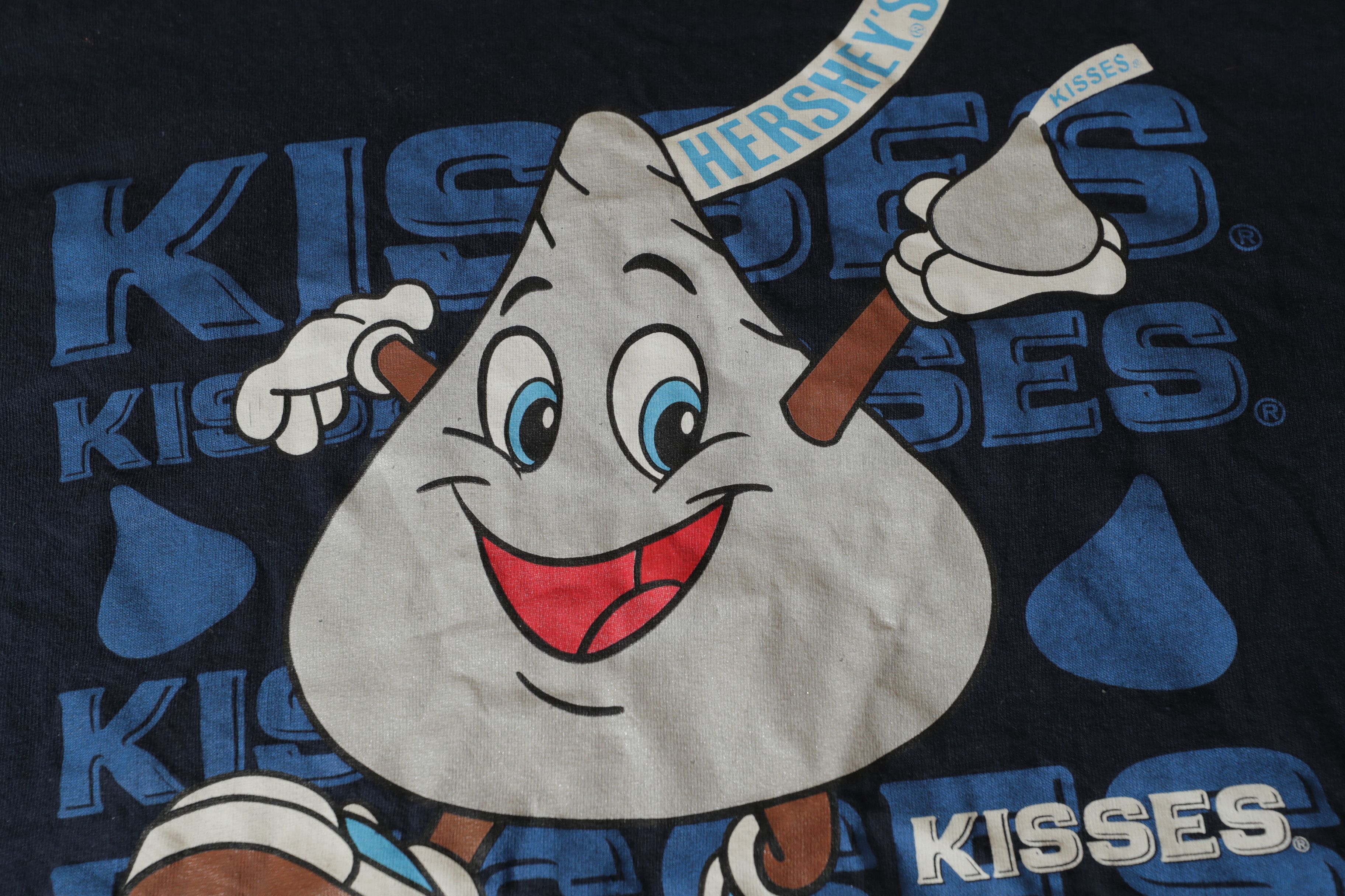 Gildan × Vintage Vintage 2008 Hersheys Kiss Tee (XL) Size US XL / EU 56 / 4 - 6 Thumbnail